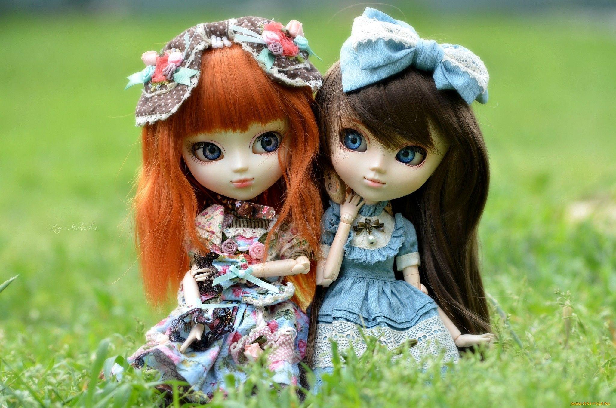 Cute Doll Wallpaper APK for Android Download