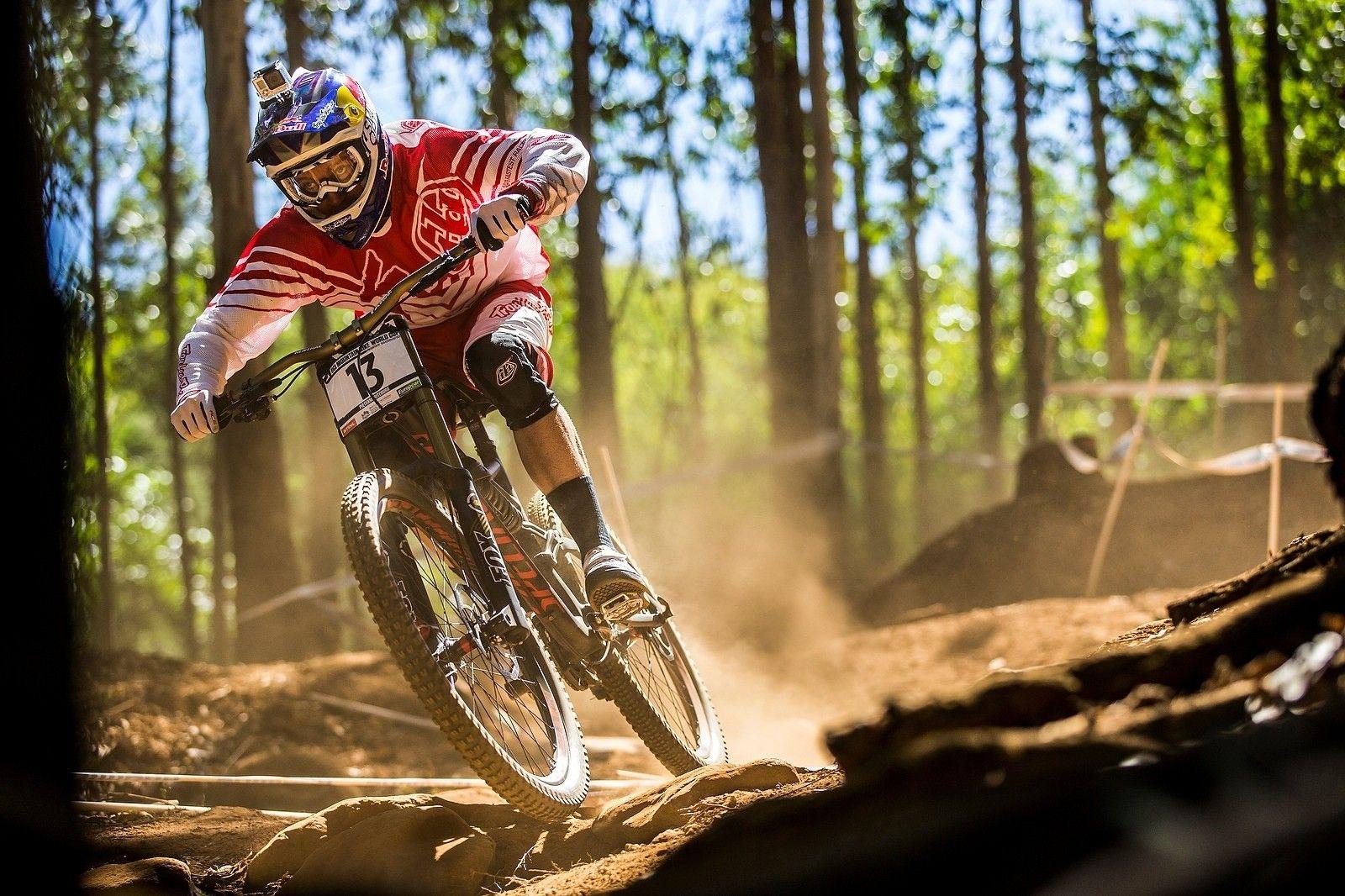Pietermaritzburg World Cup Downhill Results, Aaron Gwin, Manon