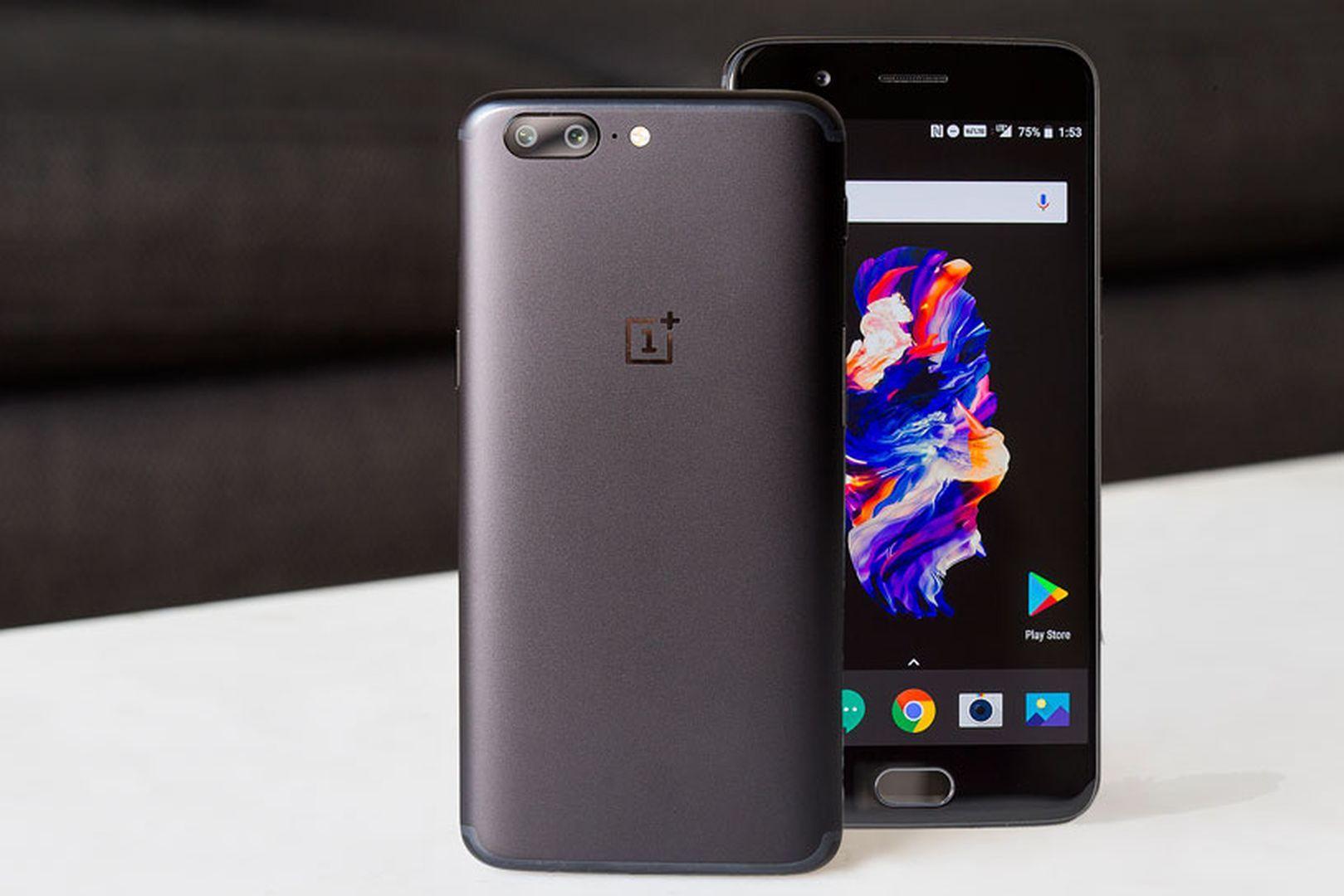 OnePlus 5 Review: The Me Too Phone