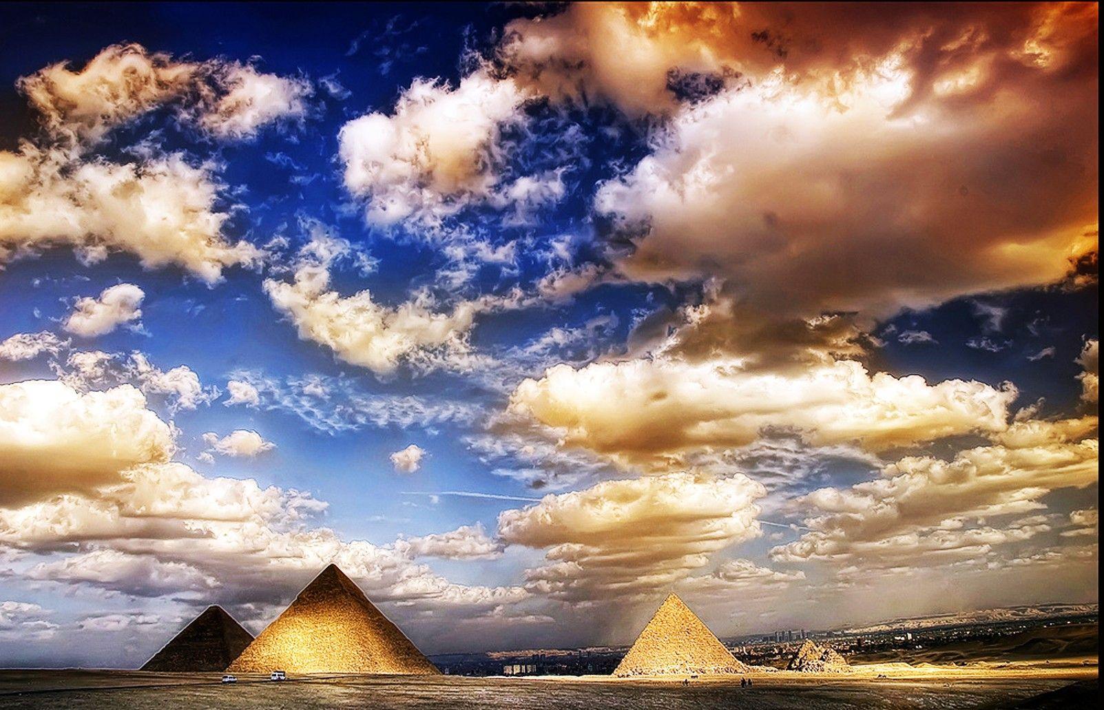 Ancient: Pyramids Egyptian Beauty Giza Clouds Egypt Wallpaper HD