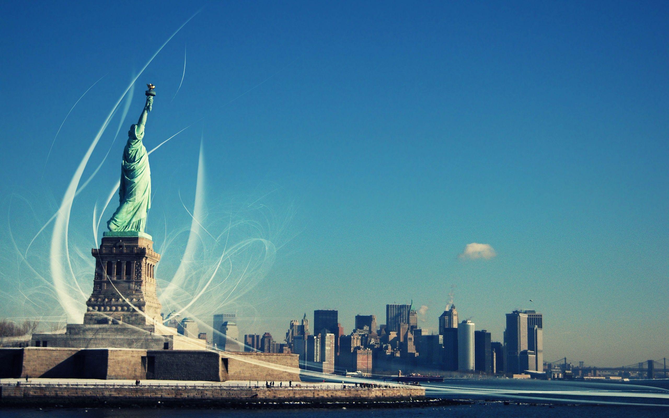 New York's Statue of Liberty Wallpaper