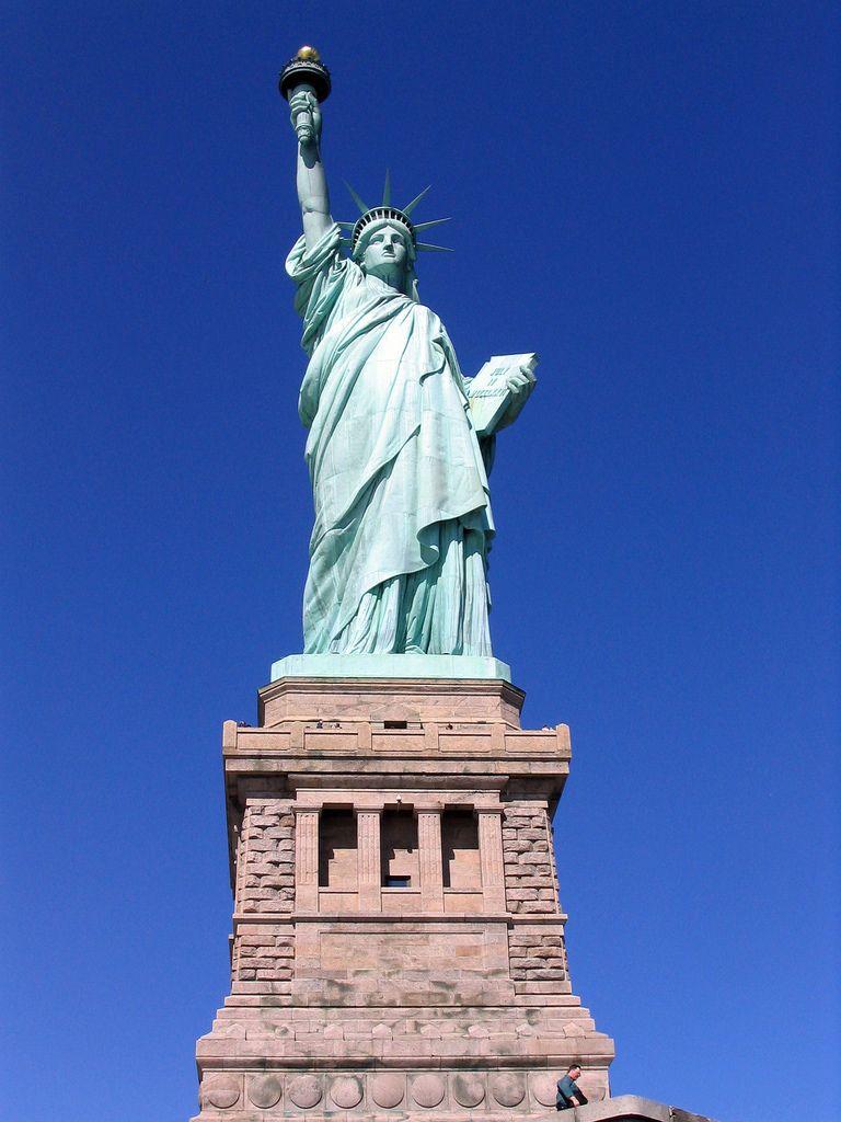 MR. HALL'S AMERICAN HISTORY CLASS: The Statue of Liberty