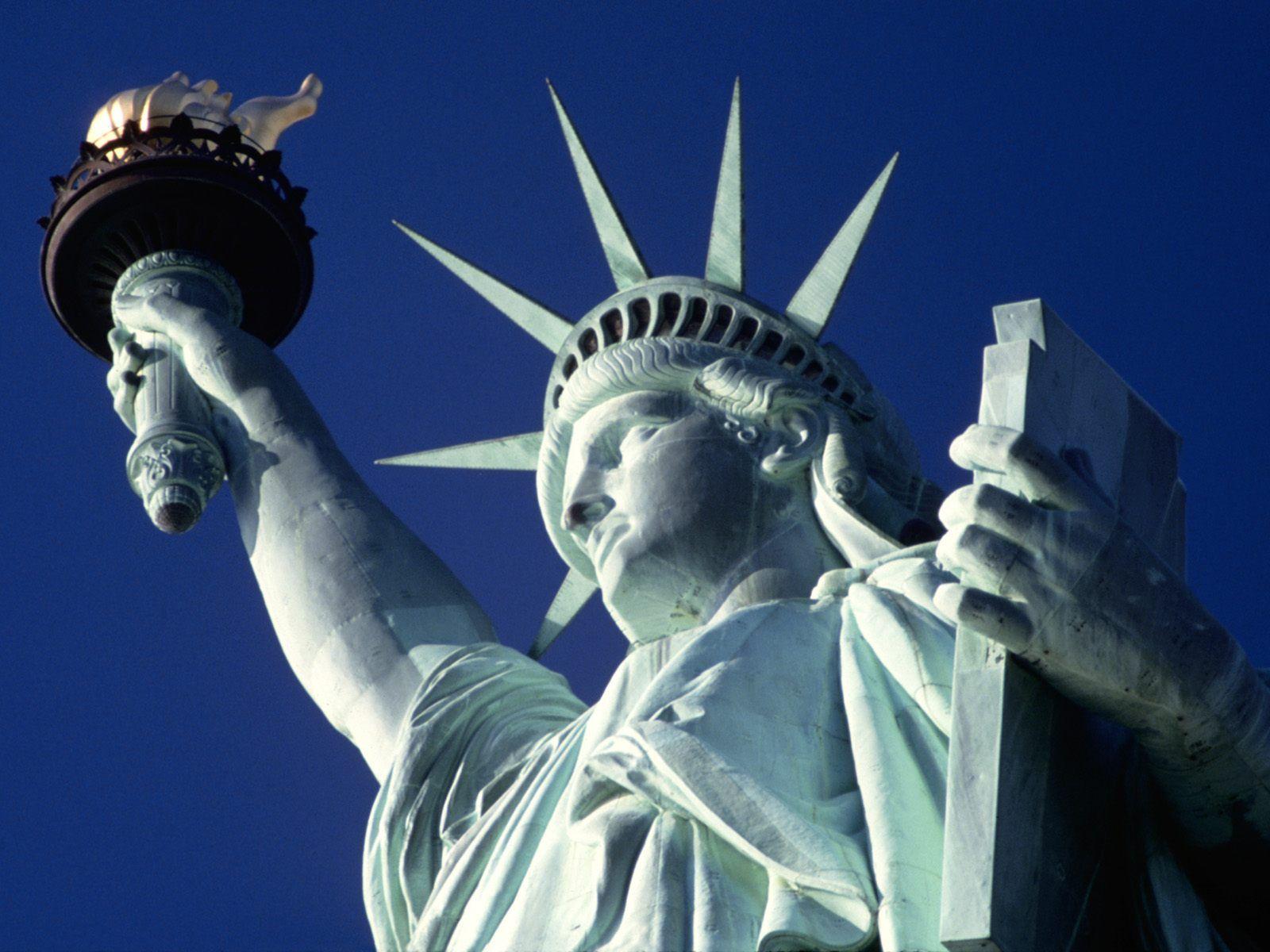Statue of Liberty New York City Wallpaper