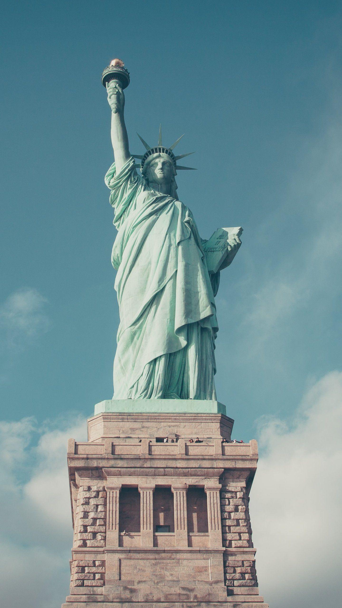 Statue of Liberty iPhone Mobile Wallpaper. iPhone Wallpaper