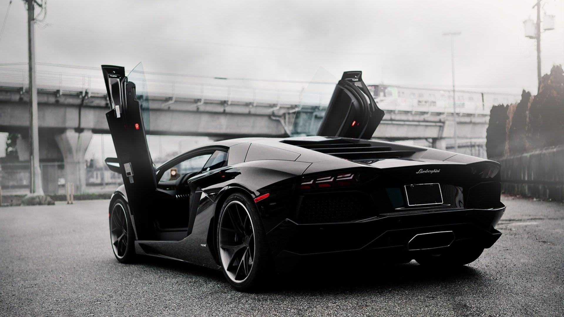 My favorite Lamborghini Aventador 1080p wallpaper