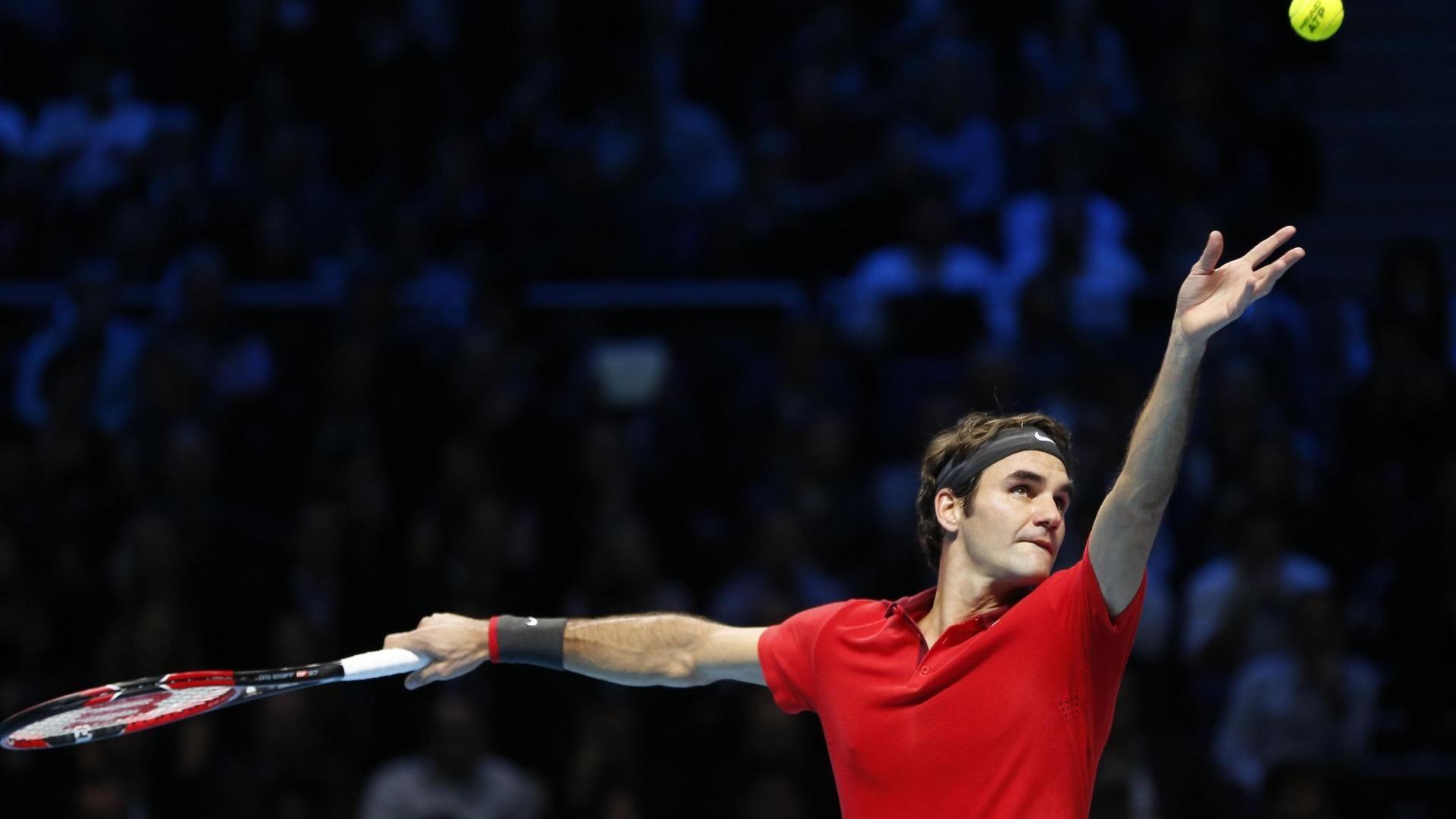 Federer Bagels Murray, Reaches Semis
