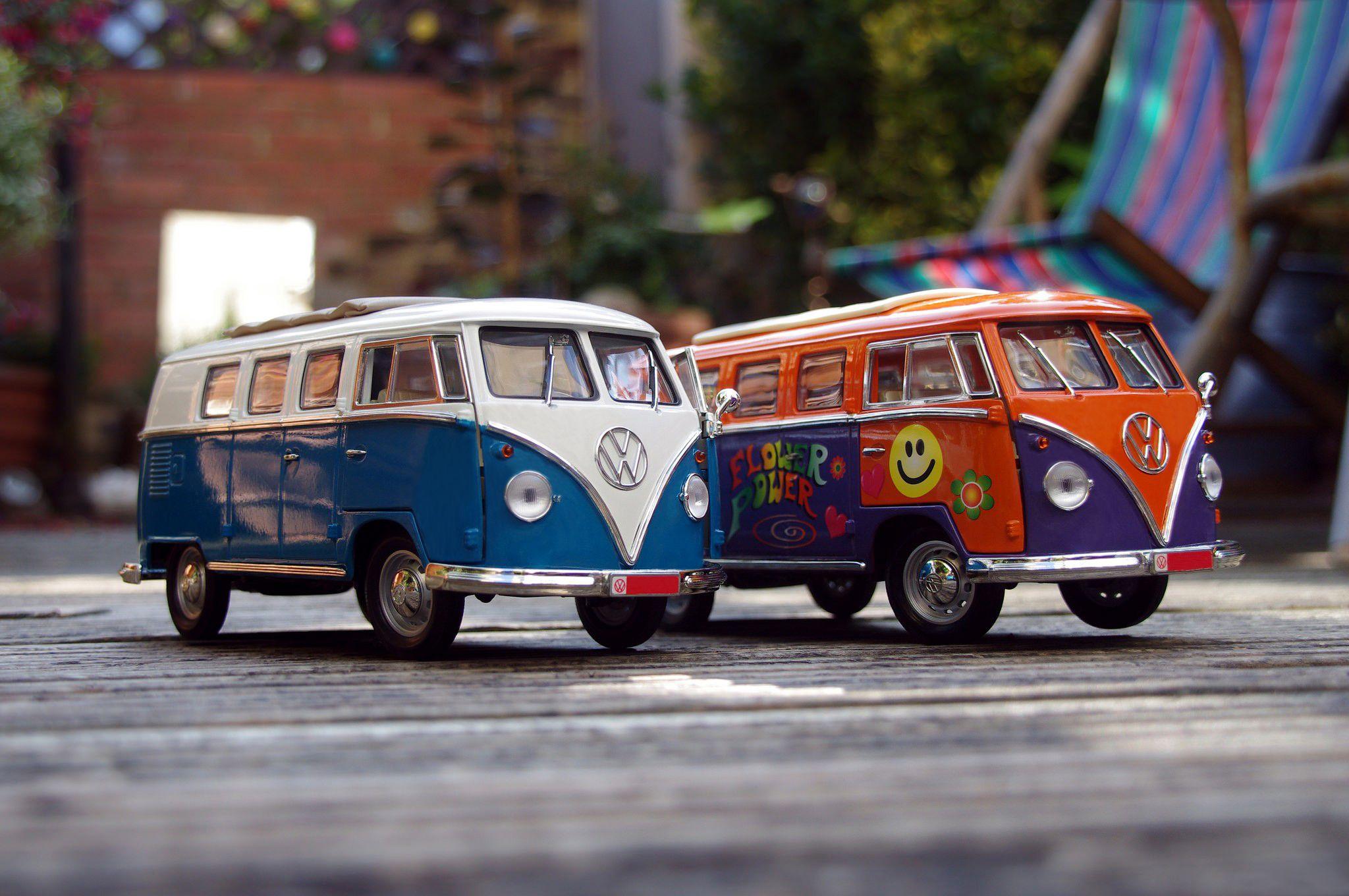 Flexy Wall or create best wallpaper for your device