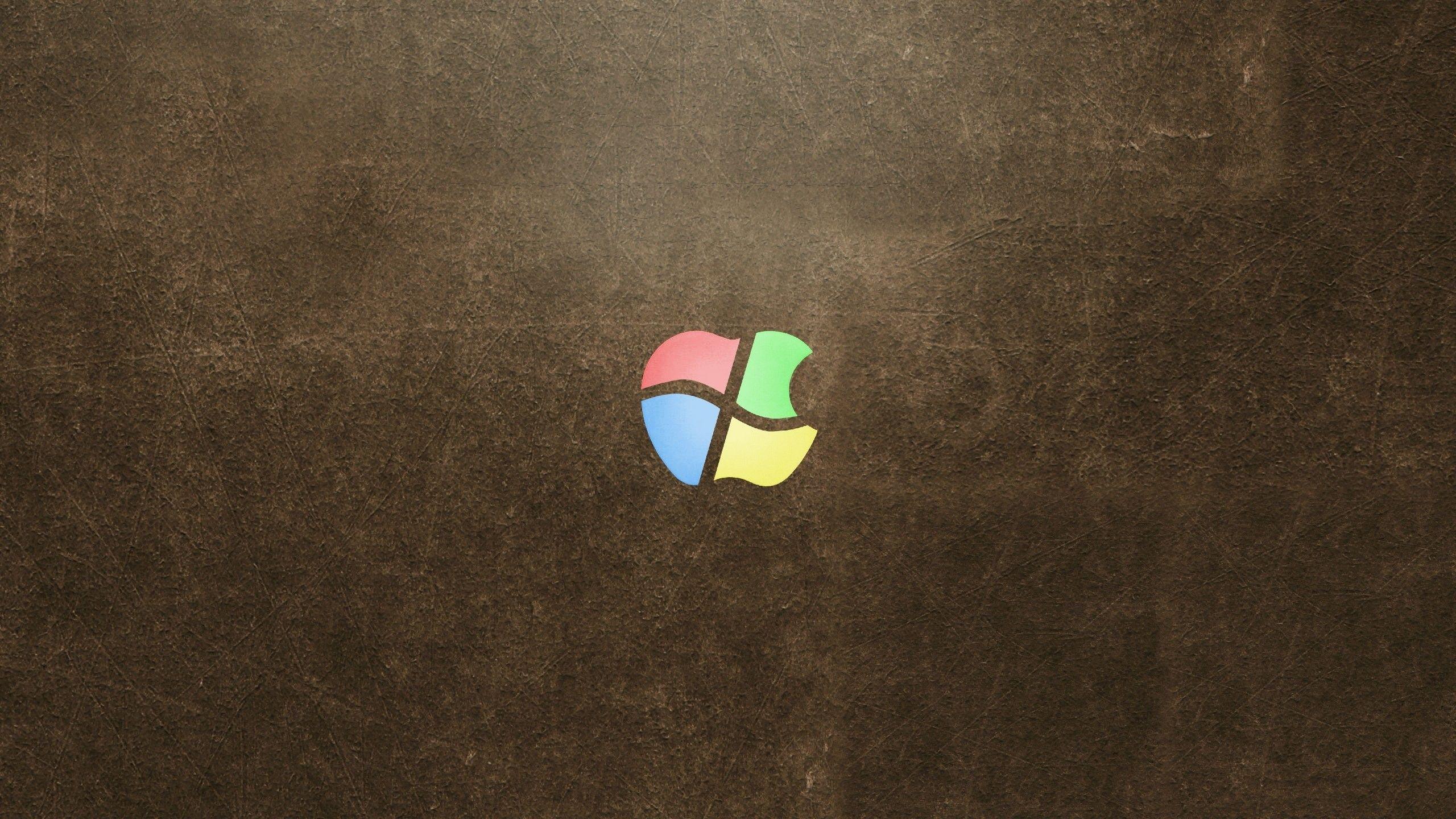 Windows vs Mac Wallpaper