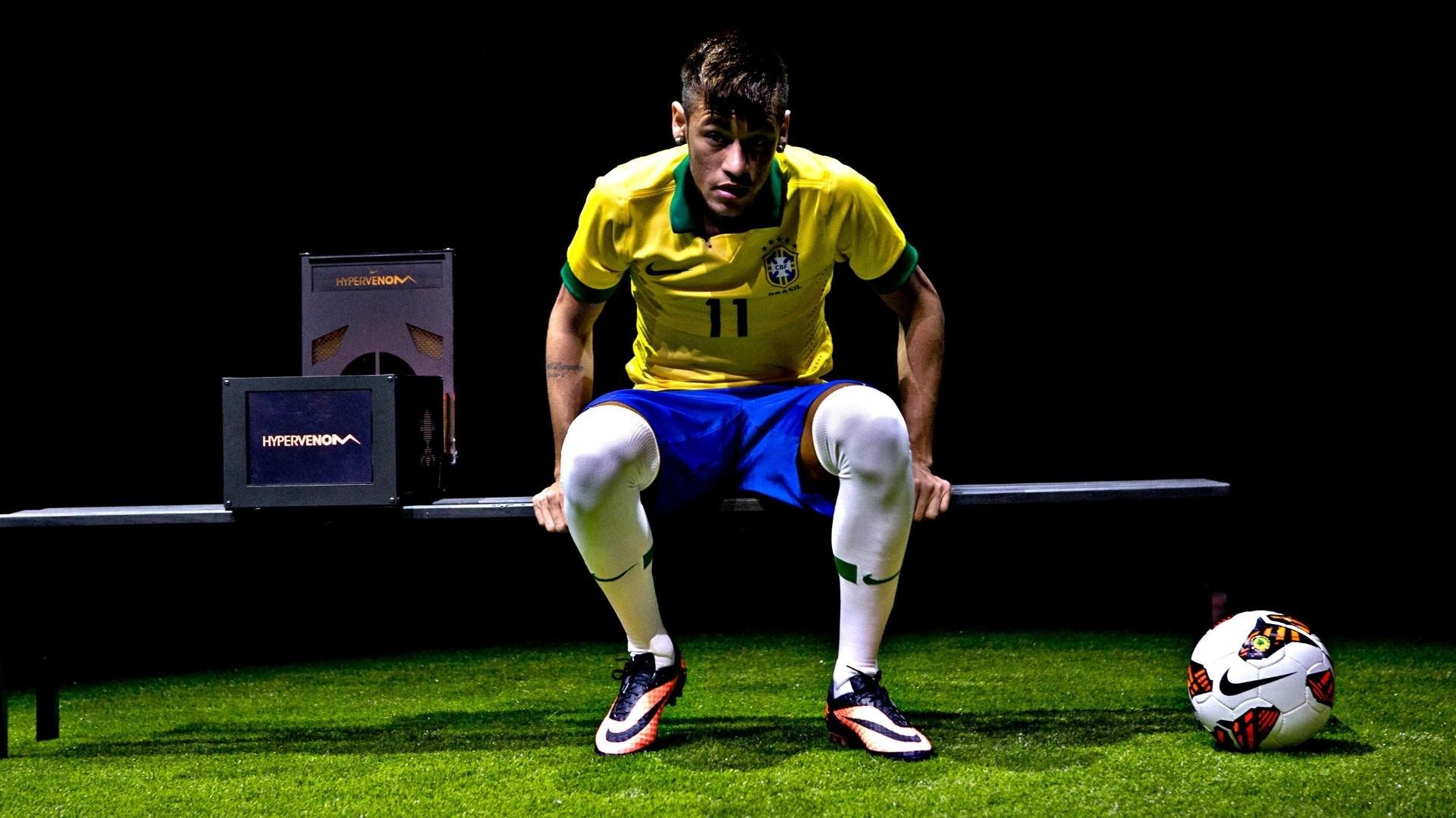 Neymar Nike Hypervenom Hd Brazil Kit Wallpaper