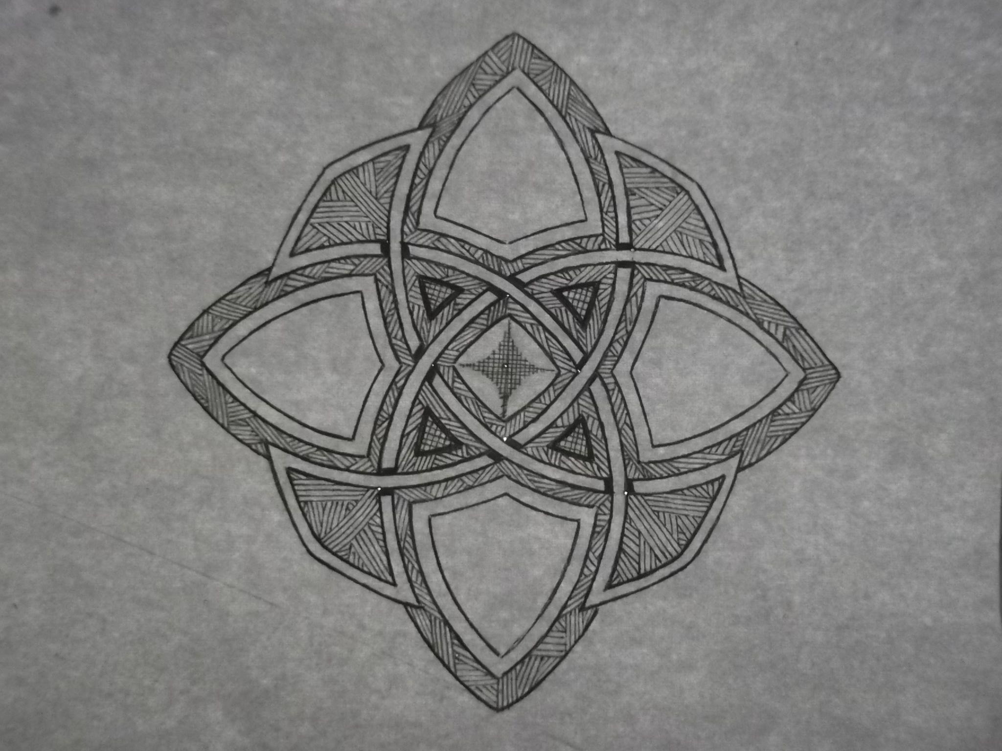 Day 74 Celtic knot crest