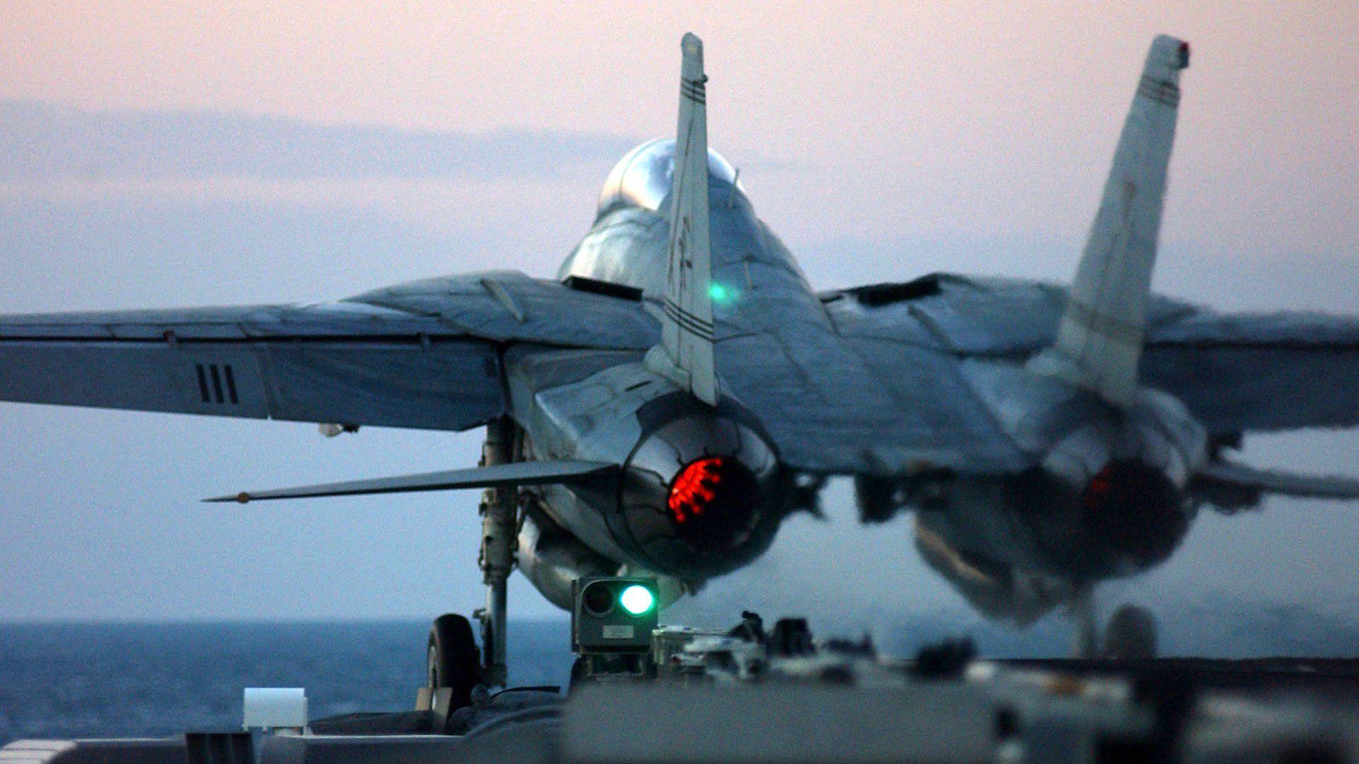 F 14 Tomcat