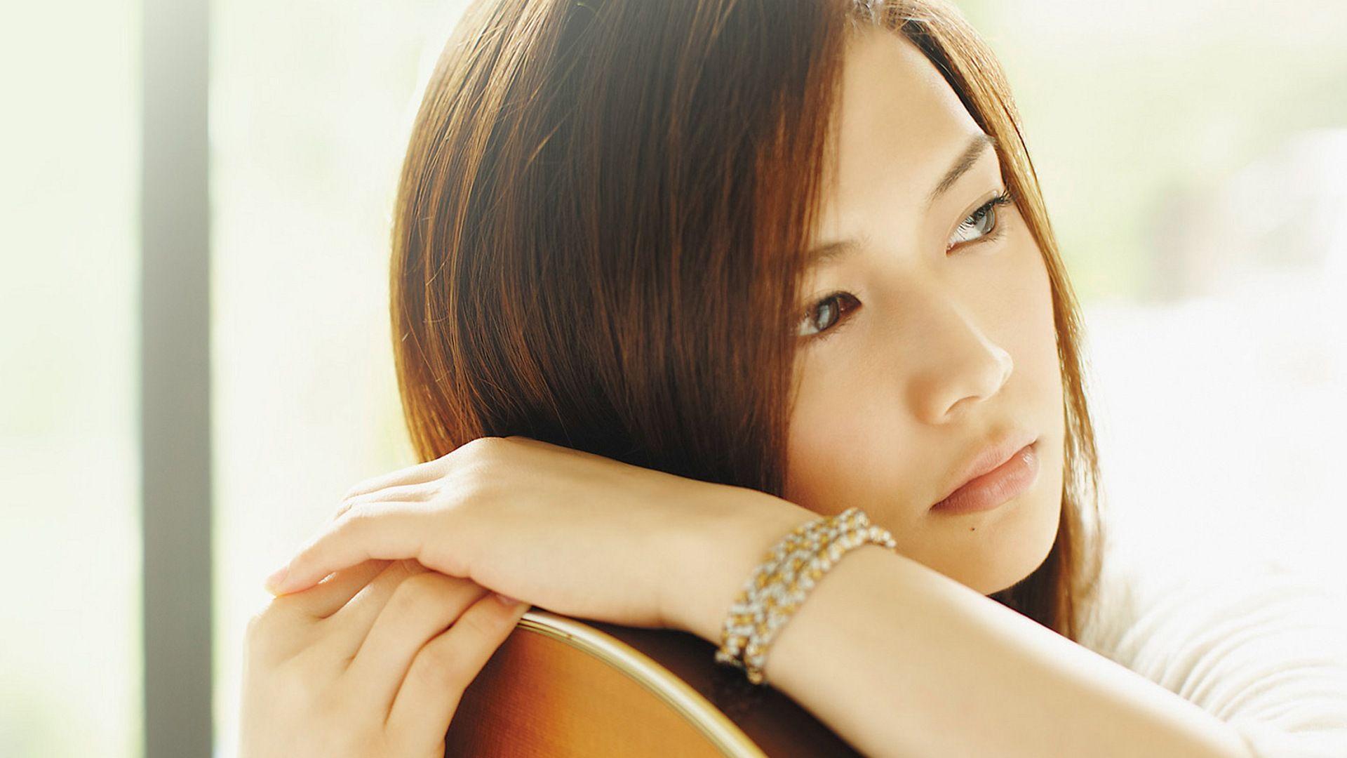 Japanese singer Yoshioka Yui HD wallpaper Wallpaper