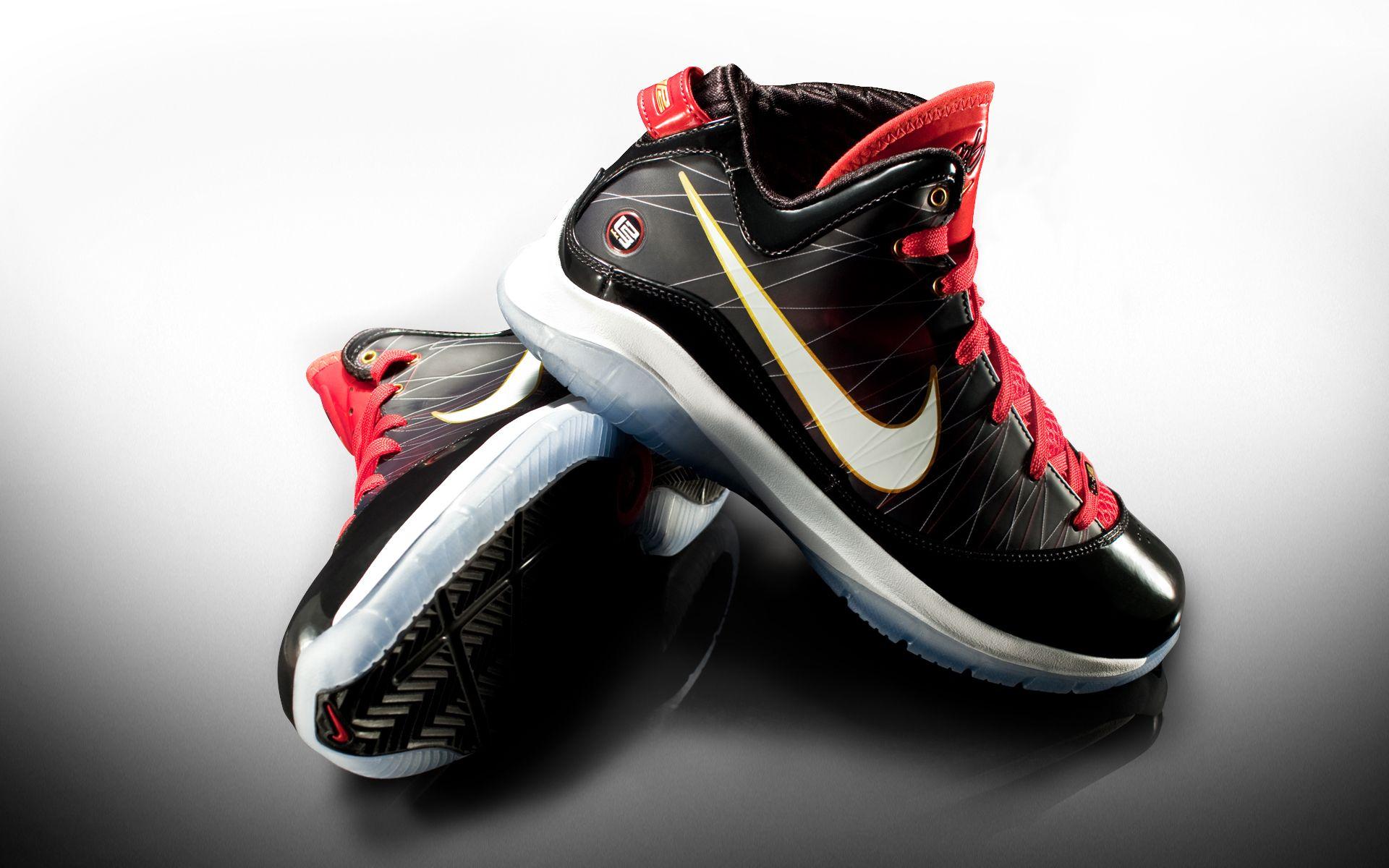 Shoes Wallpaper 30668 1920x1200 px