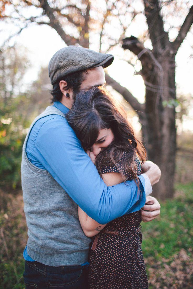 Cute Couple Hug For Mobile Wallpaper High Resolution
