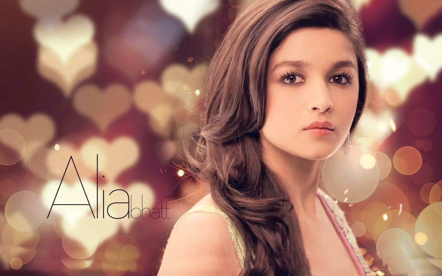 Indian Beautiful Girl HD Wallpaper Free Download, Alia Bhatt. Alia