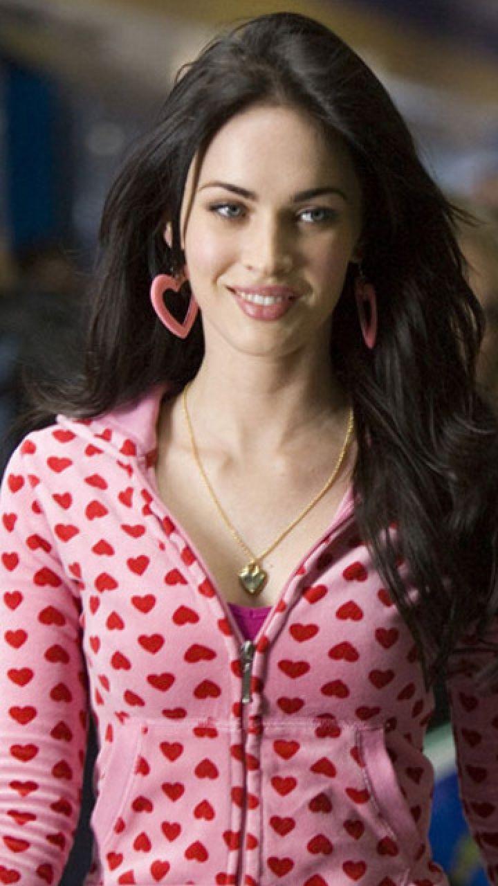 Lovely smile of megan fox iphone high definition best wallpaper