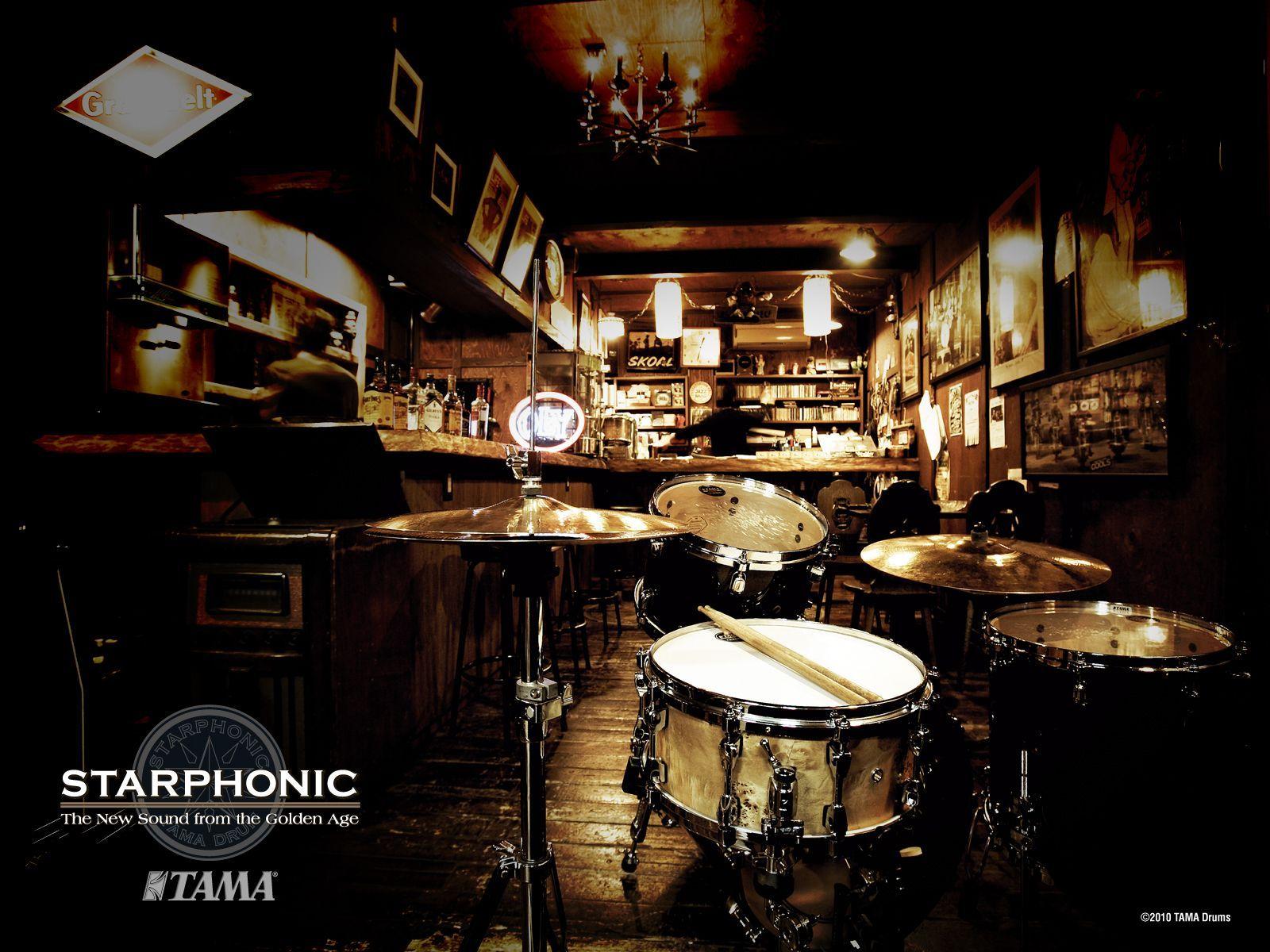 Whisky e Starphonic a gogò!. Drums. Whisky, Drums