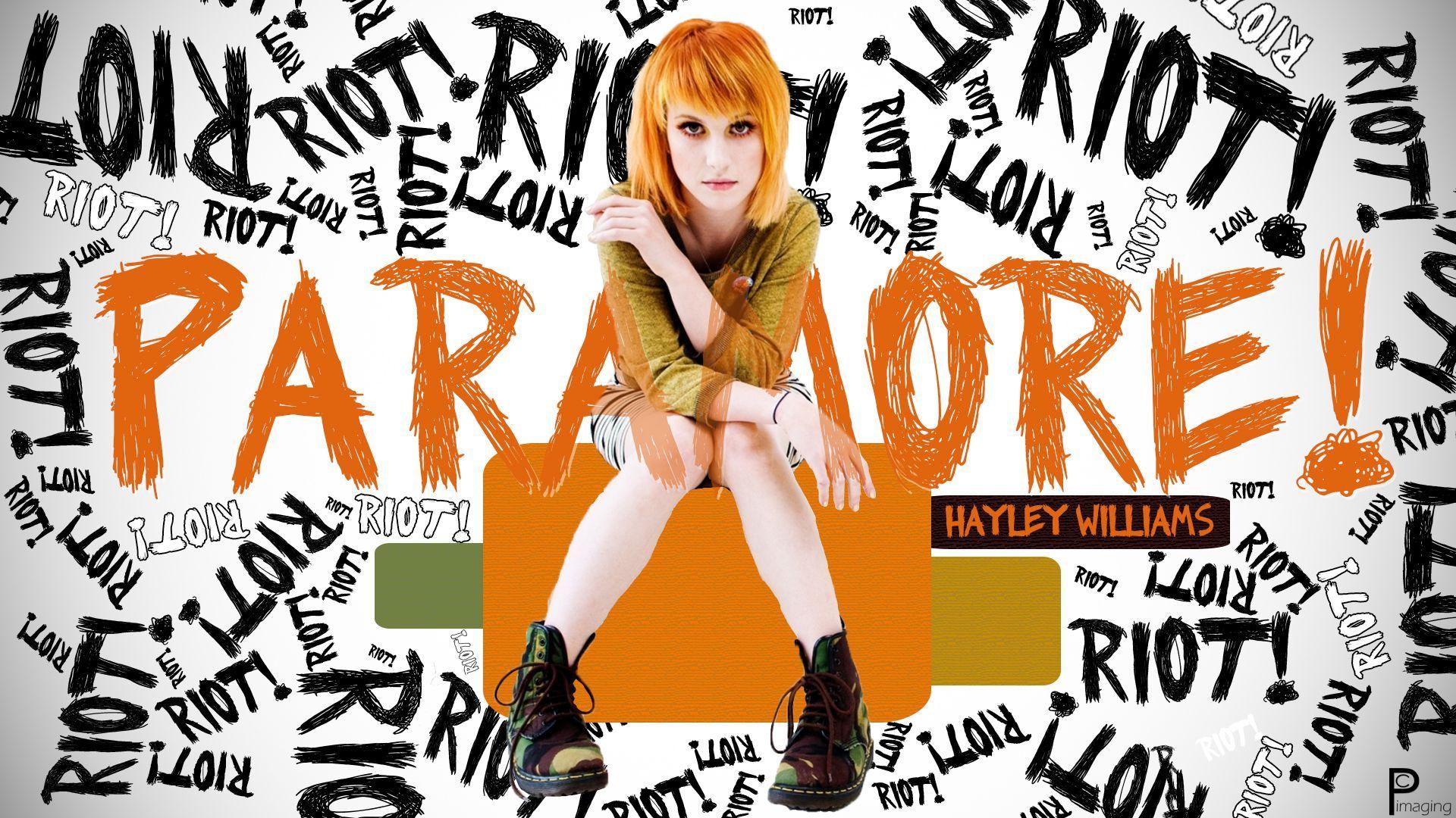 Hayley Williams from Paramore. Riot. ♪ Música ♫