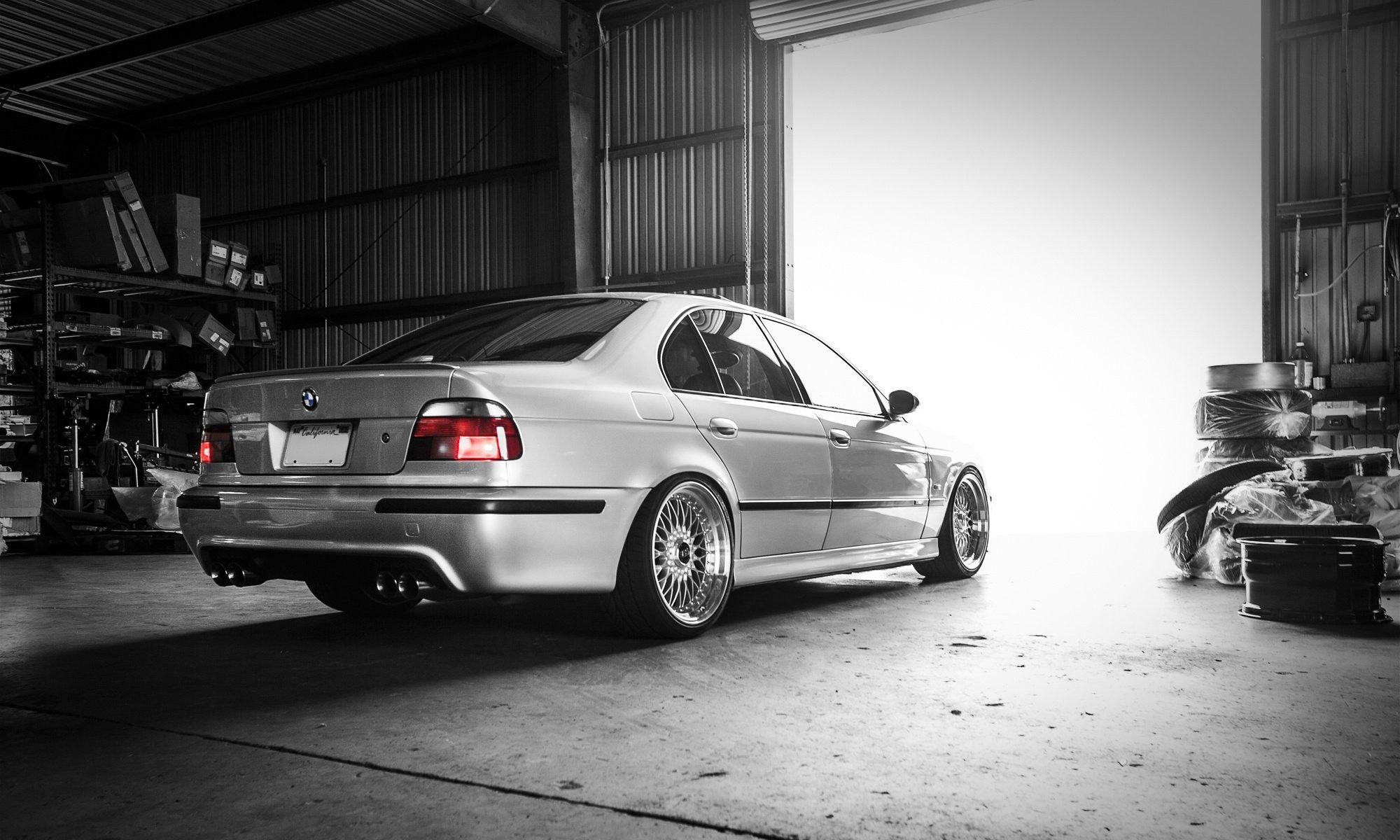 Download wallpapers 4k, BMW M5, tuning, E39, stance, black M5