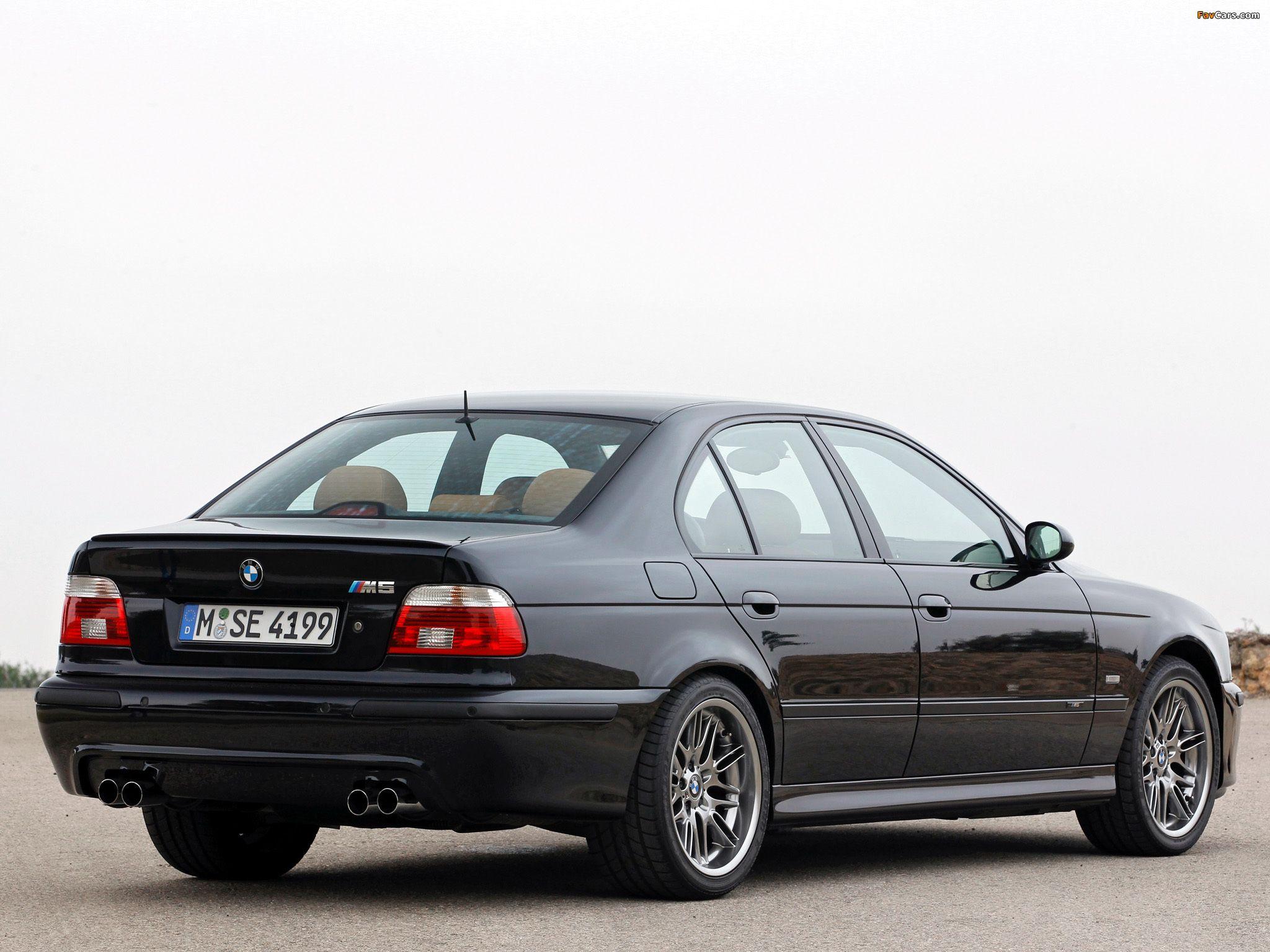 BMW M5 (E39) 1998–2003 wallpaper