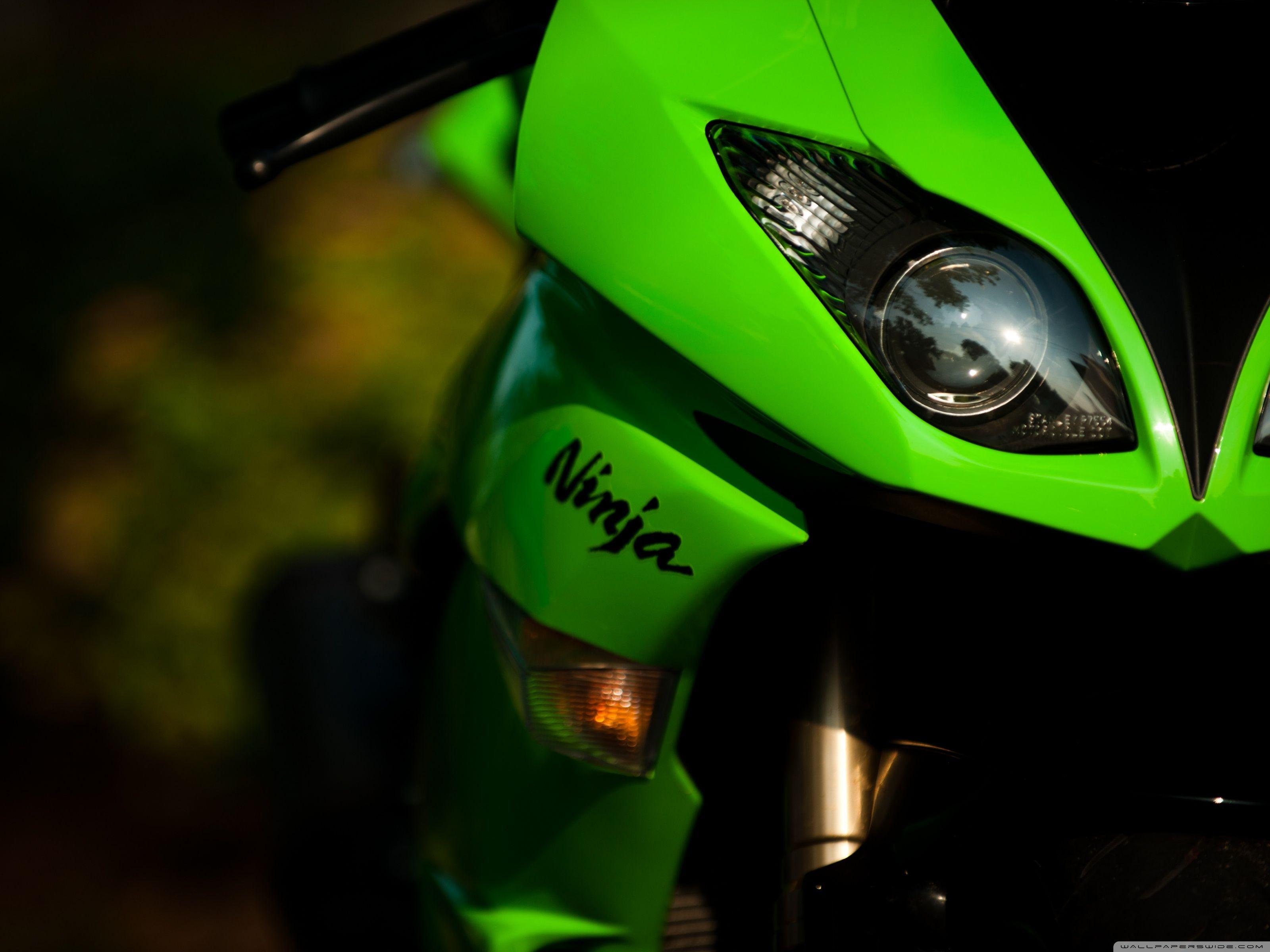 Widescreen Wallpaper: Kawasaki Ninja, (3200x2400, V.27)