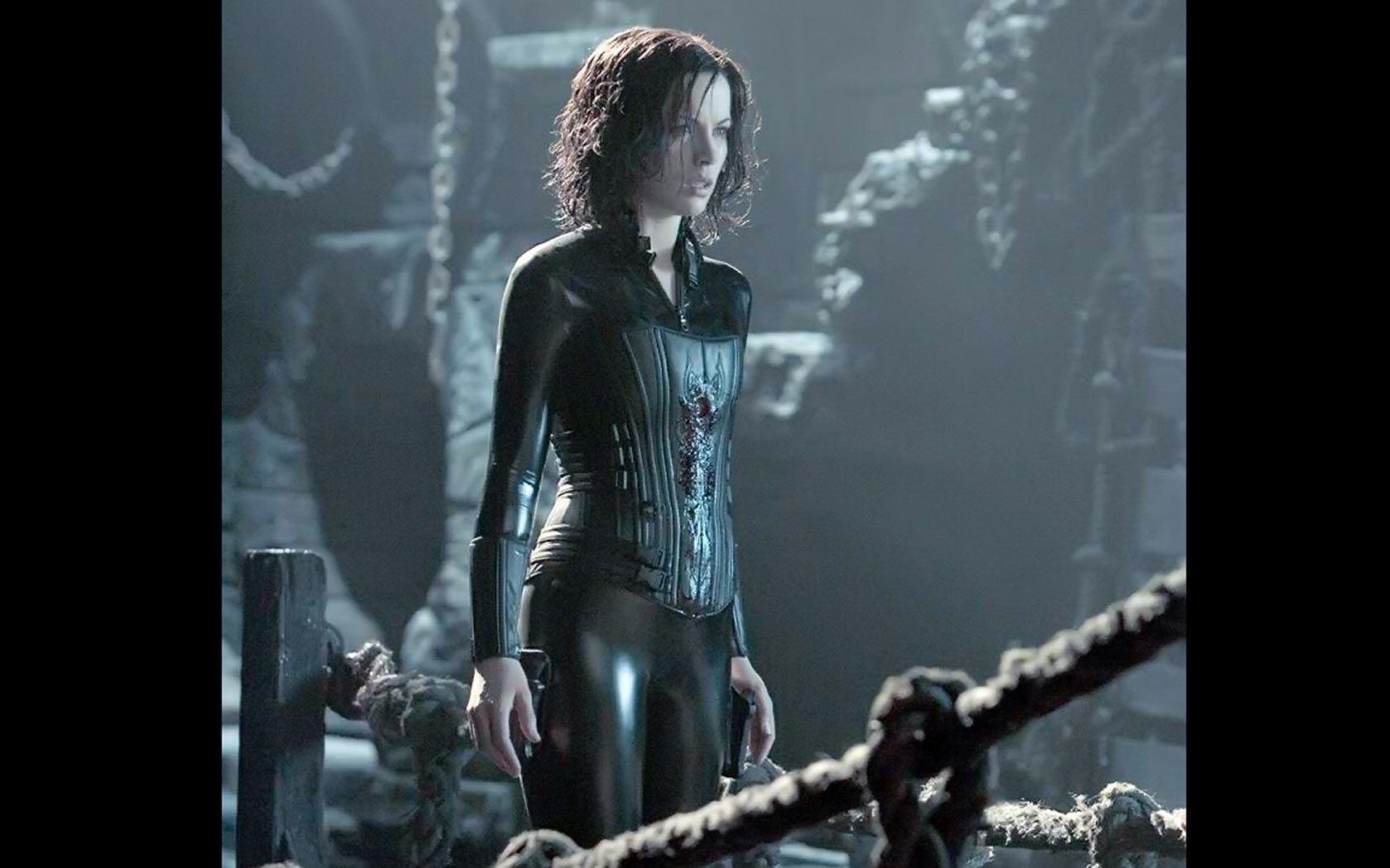 Vampire Werewolf Vs. Vampire Werewolf