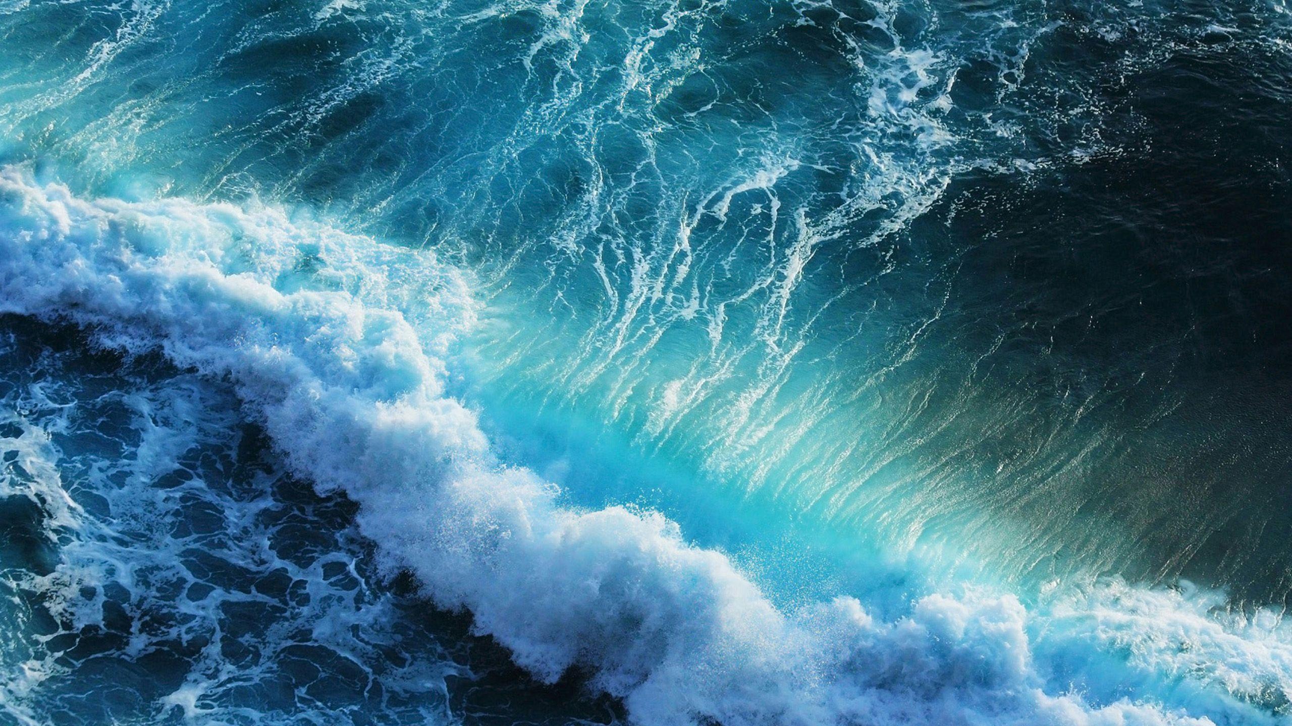 Tsunami Wallpaper