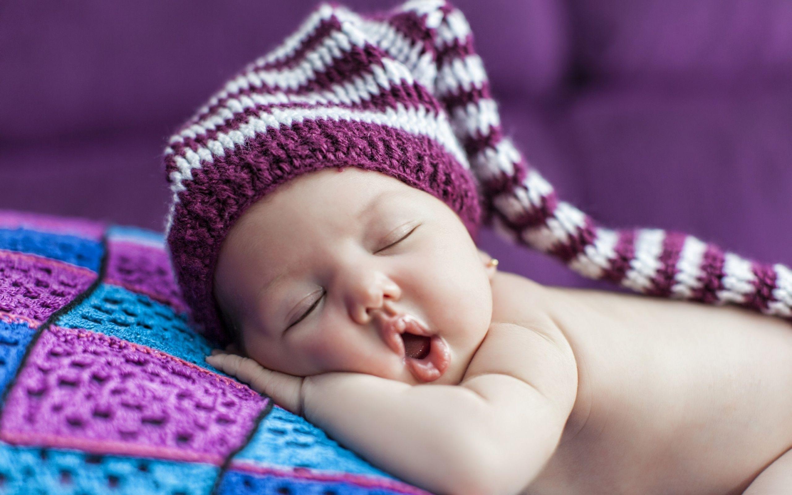 Baby Born Sleep HD Picture Wallpaper