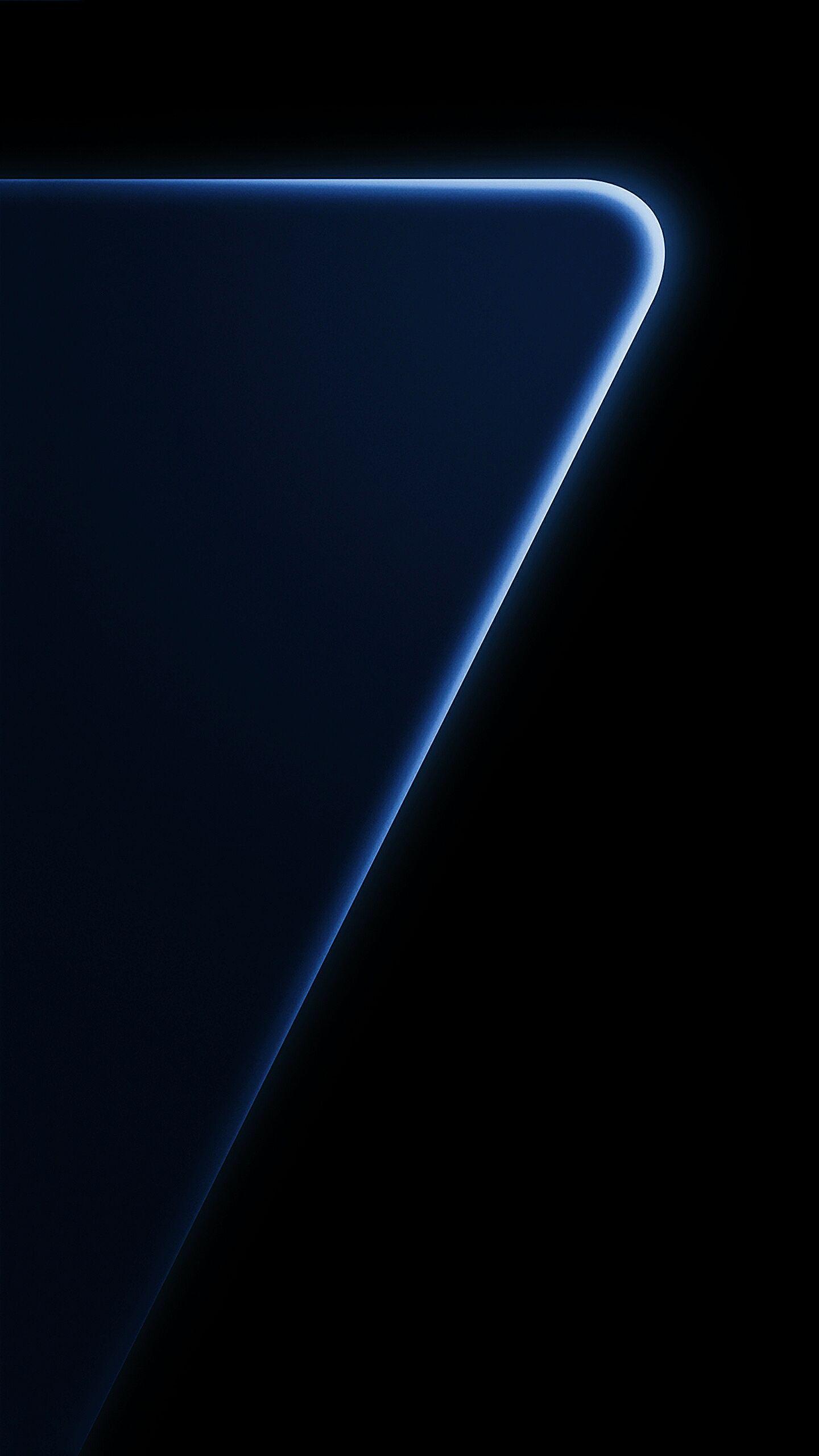 Edited the wallpaper from the pearl black s7 edge to suit more of my