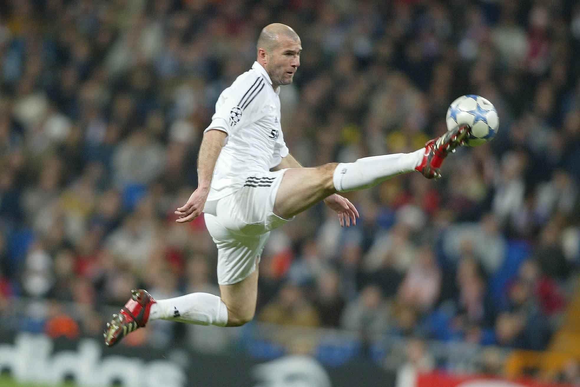 Download Zinedine Zidane Football Game Photography Wallpaper  Wallpapers com