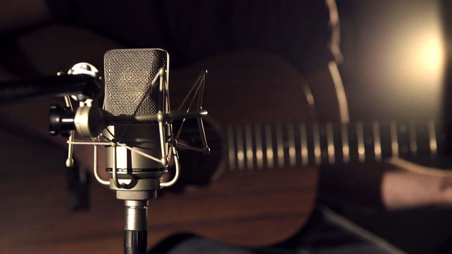 FOXHOLE STUDIOS Service, 24 Hour Recording Studio Perth