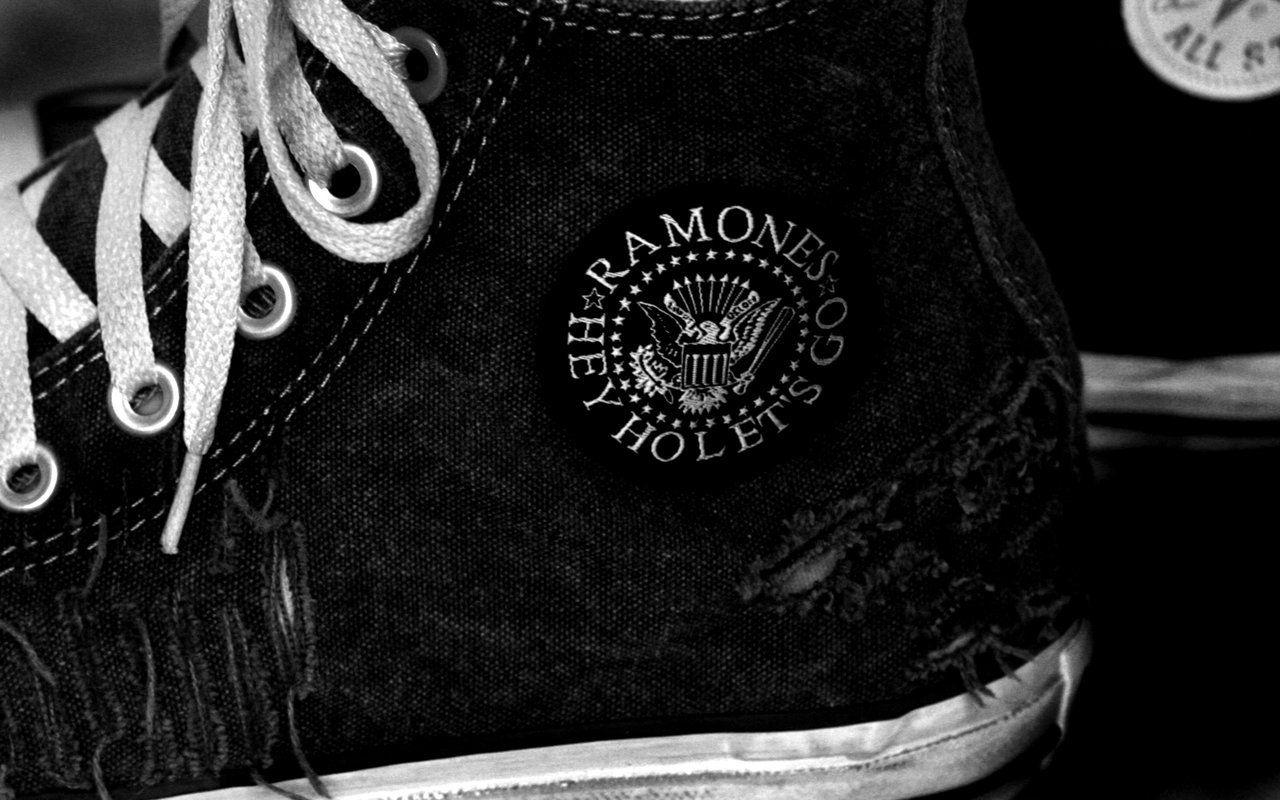 Ramones Sneakers