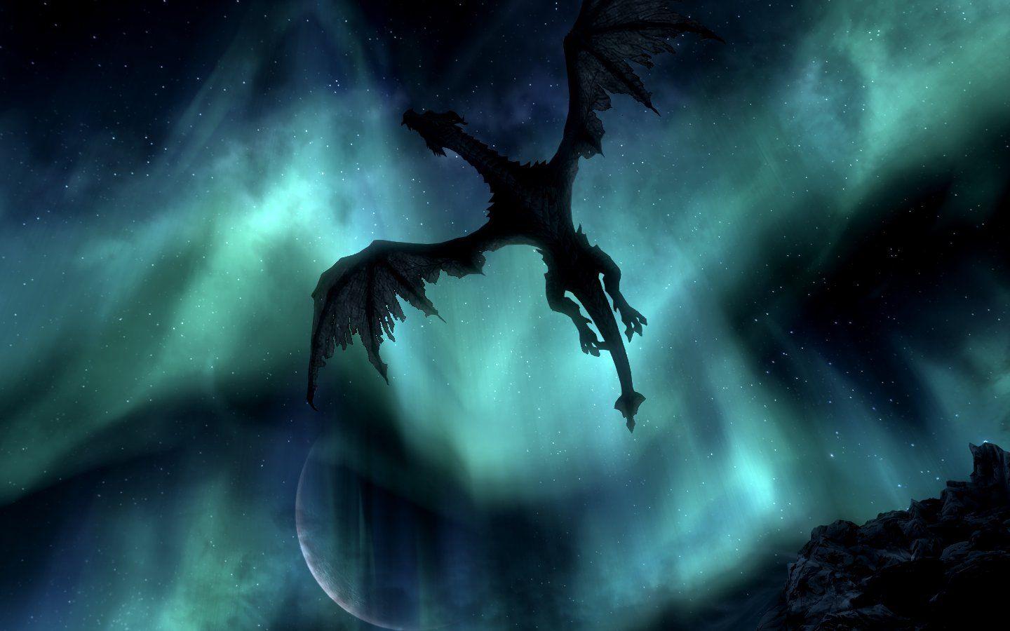 The Elder Scrolls Skyrim Paarthurnax Moon Night Dragon Aurora