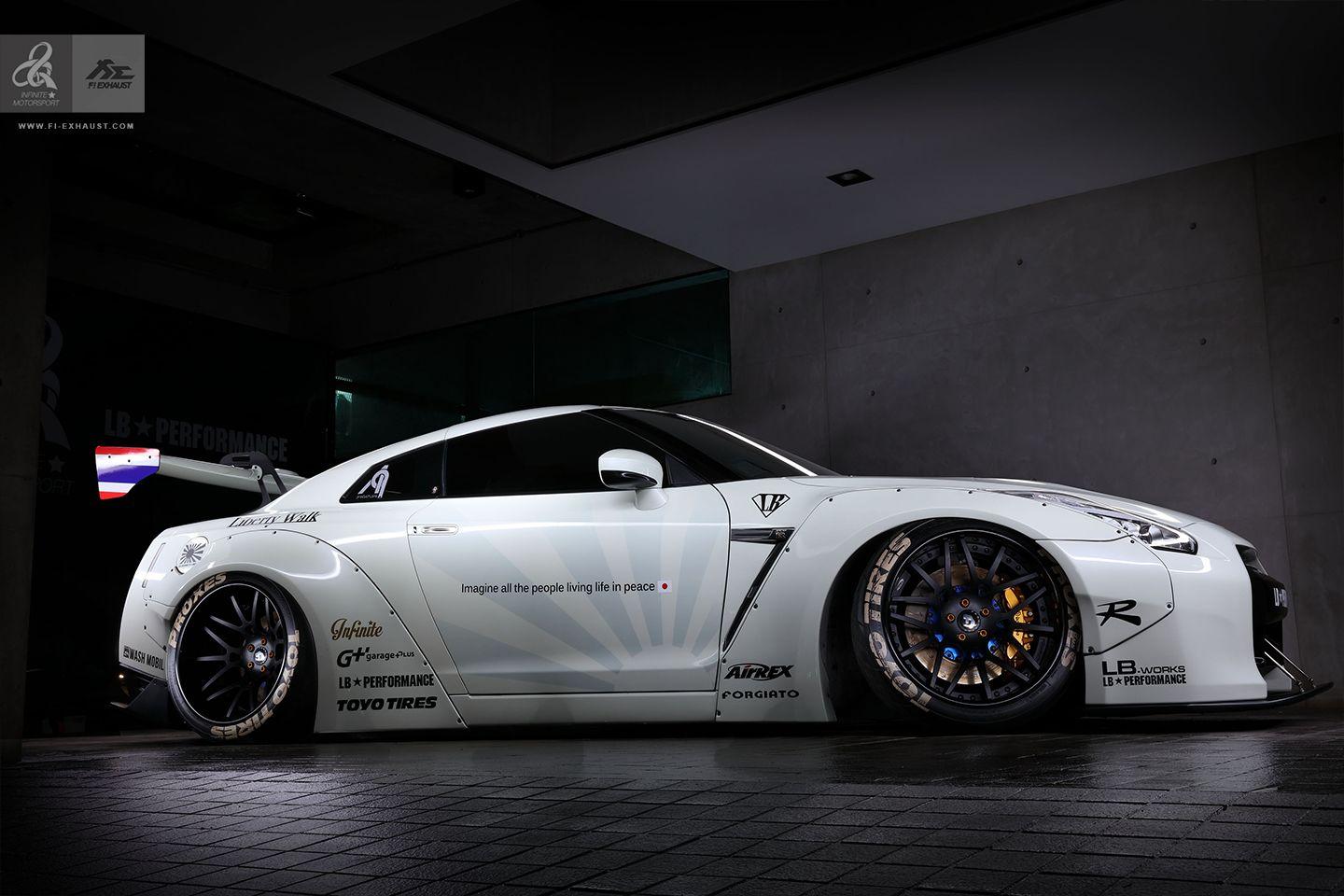 Nissan GTR Wallpaper