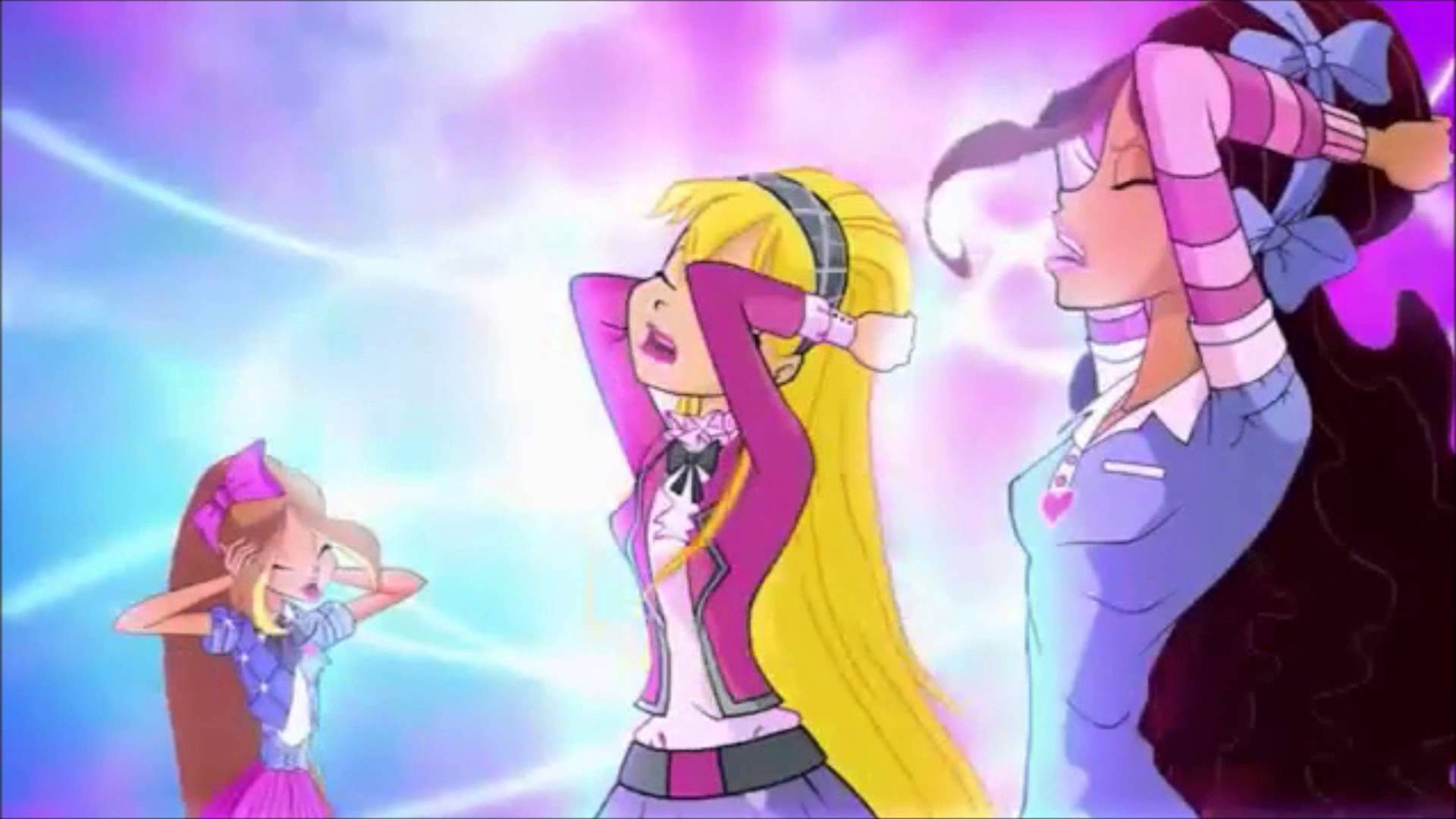 Winx Club Season 6 Bloomix: Bloom Sirenix & Flora Stella Aisha