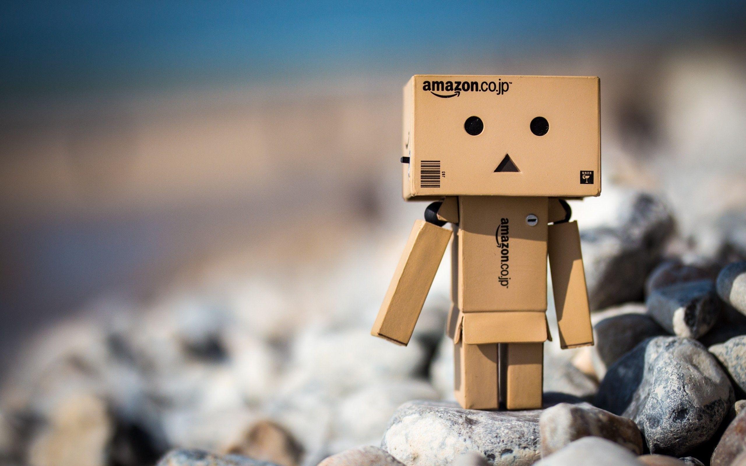 Box Robot Hd Wallpaper