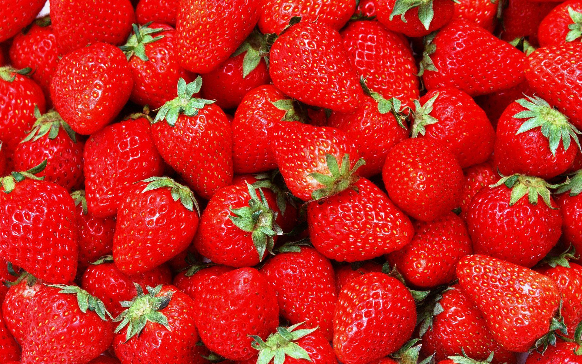 Strawberries Wallpaper 38828 1920x1200 px
