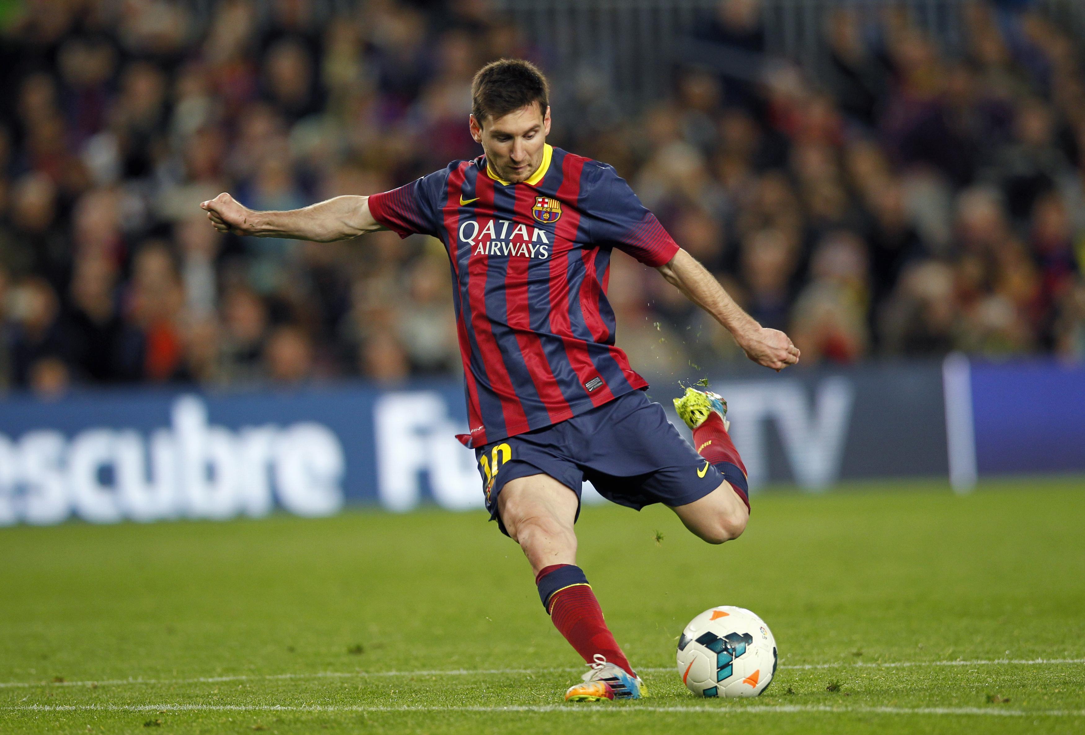 Lionel Messi Smart Wallpaper Full HD Pics Widescreen Shot Background
