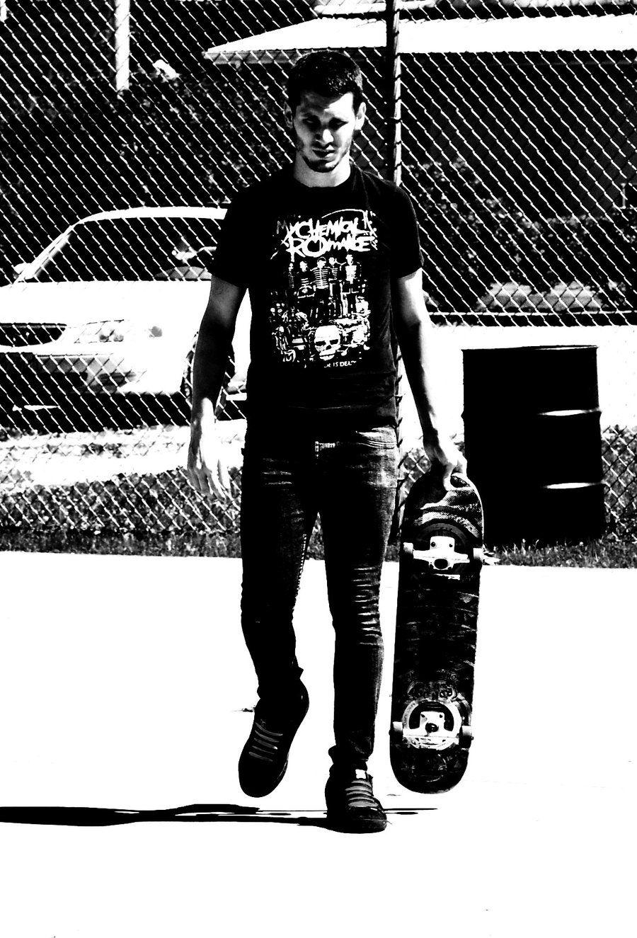 Skater Boy. By MonkeyJuice 7