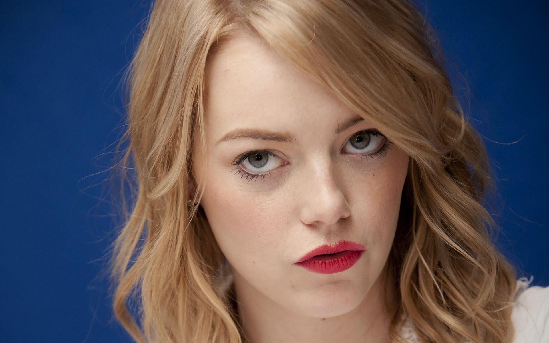 Emma Stone Full HD Wallpaper and Background Imagex1200