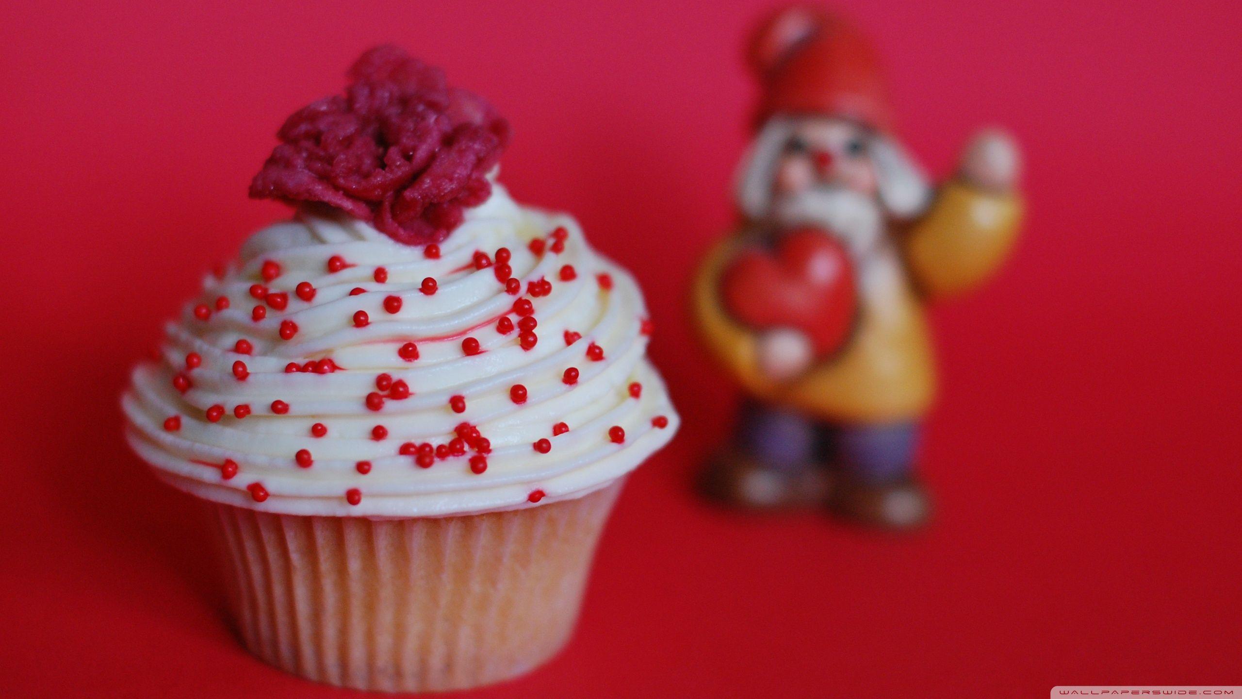 Anniversary Cupcake ❤ 4K HD Desktop Wallpaper for 4K Ultra HD TV
