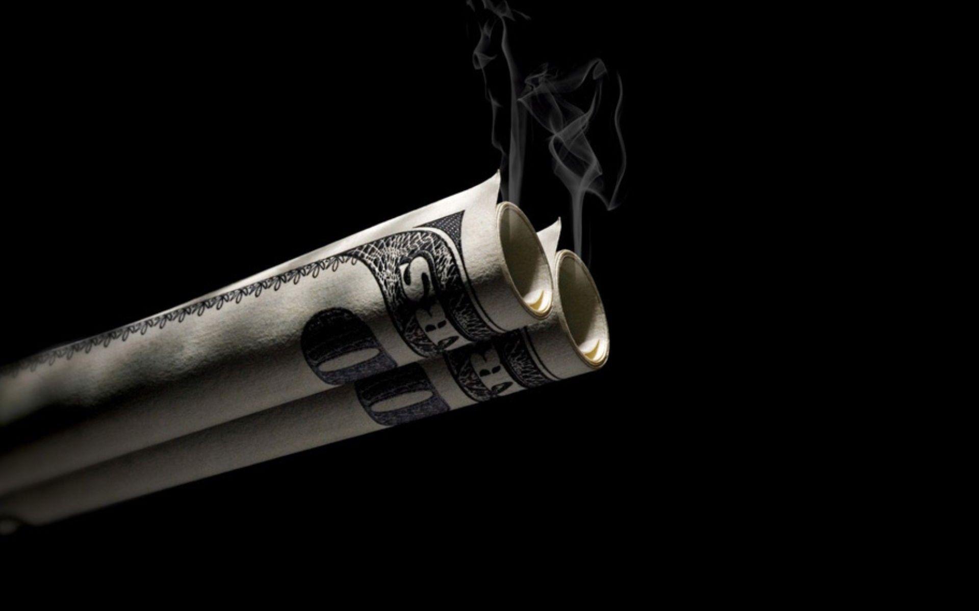 Smoking Money Wallpaper