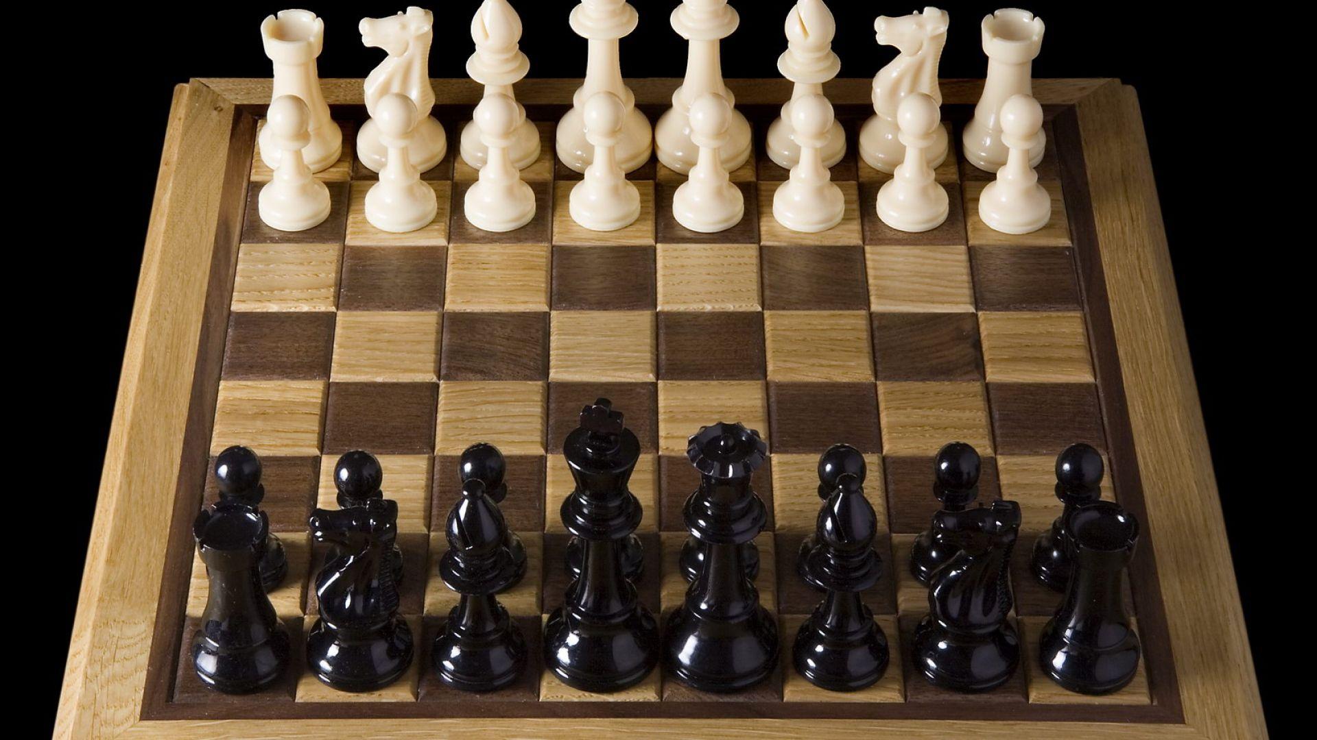 Download Wallpaper 1920x1080 board, game, chess, party, figures