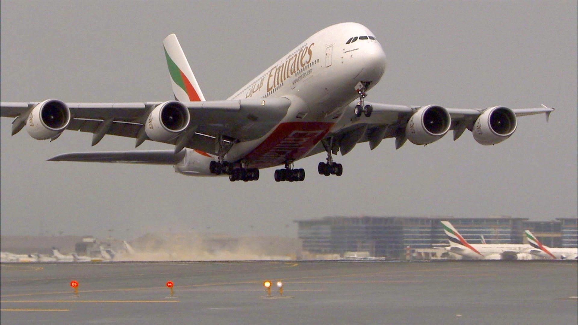 NEW Airbus A380 Taxi & Takeoff