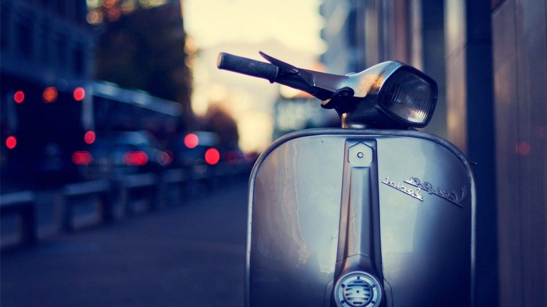 Motorcycle Vespa Sprint City HD Wallpaper 64 HD Wallpaper