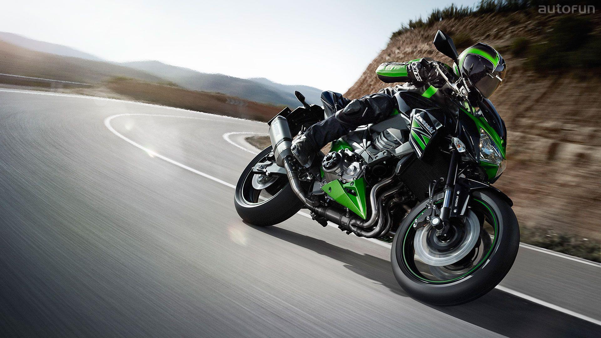 Beautiful bike in Moscow Kawasaki Z 800 wallpaper and image