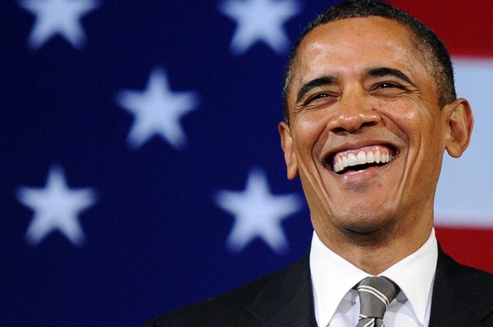 Smiling Face of Popular Politician Barack Obama HD Photo. HD Famous