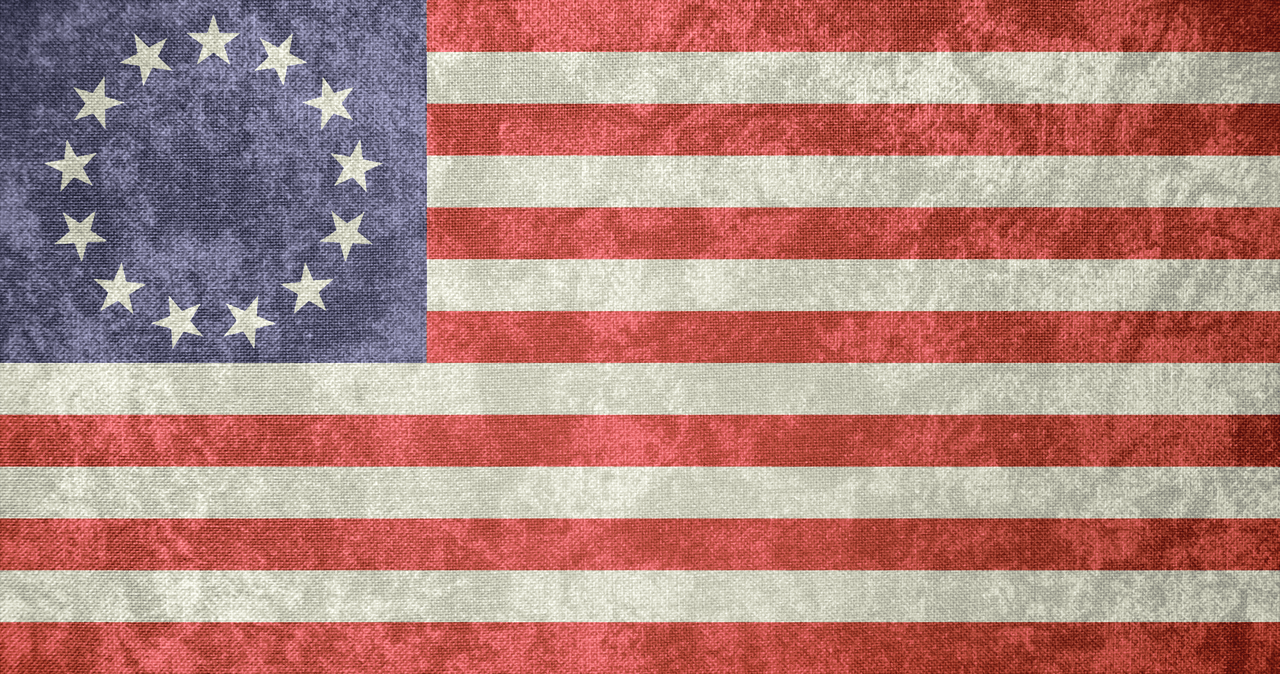 Флаг Бетси Росс первый американский флаг