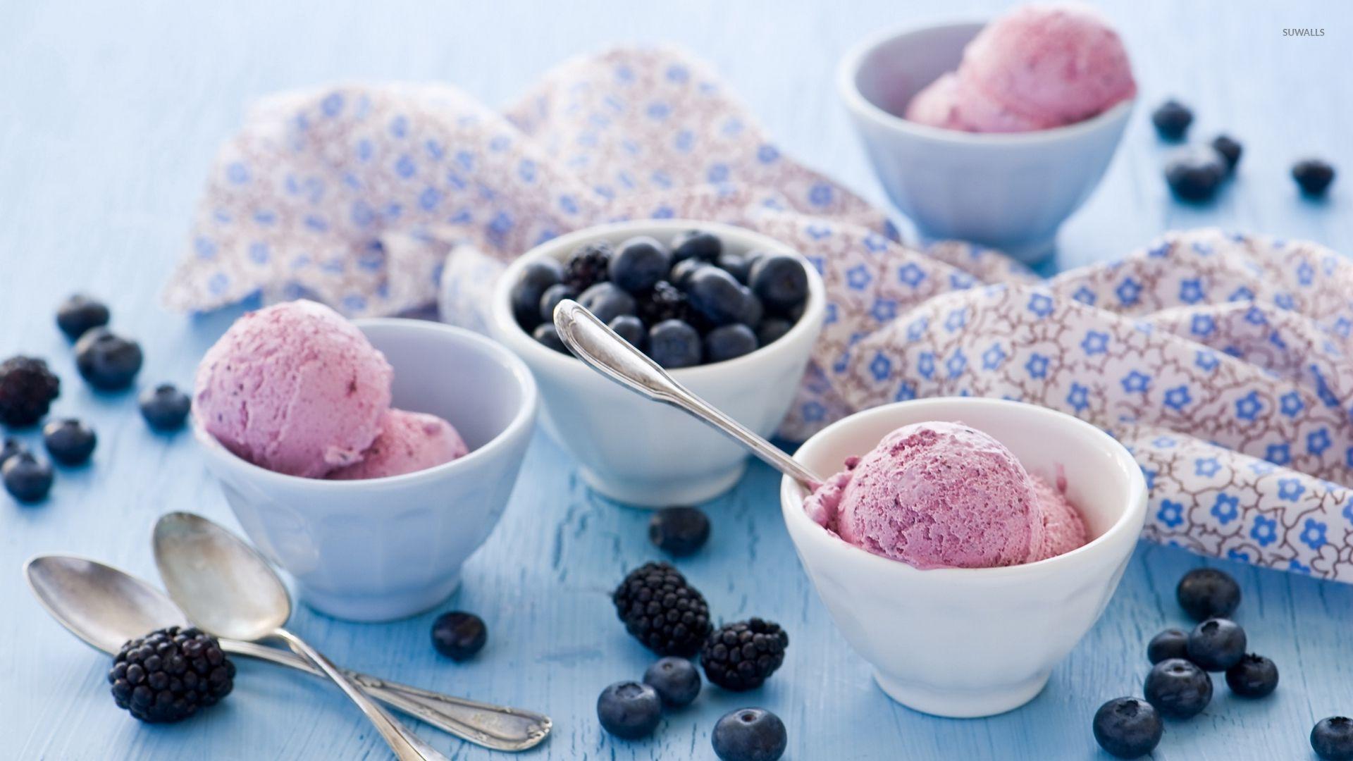 Berry Ice Cream Different Flavour Wallpaper