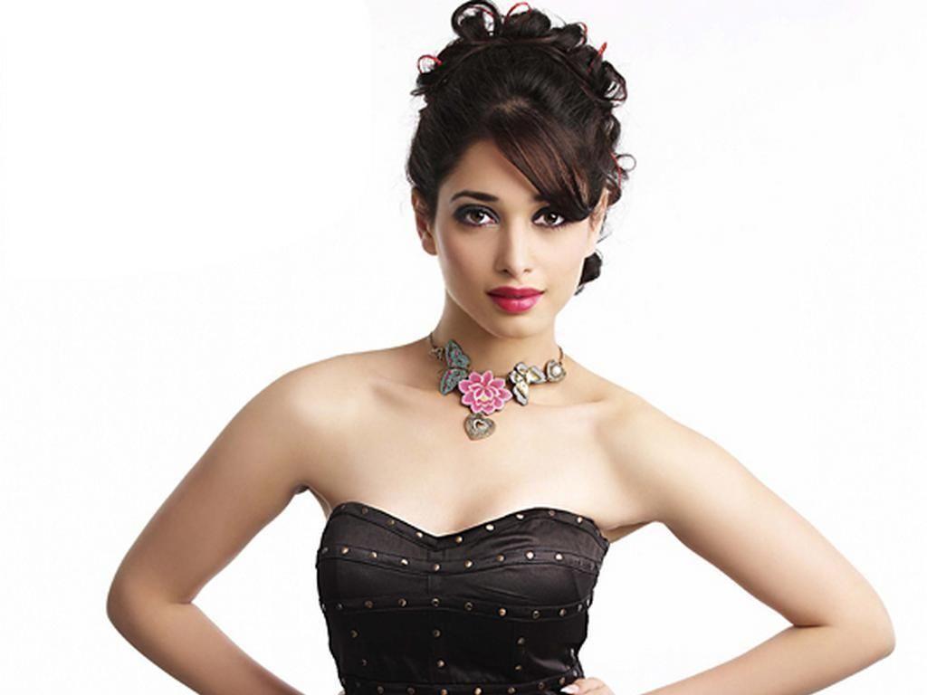 Tamanna Bhatia Rare & Unseen HD Wallpaper, Photo Gallery